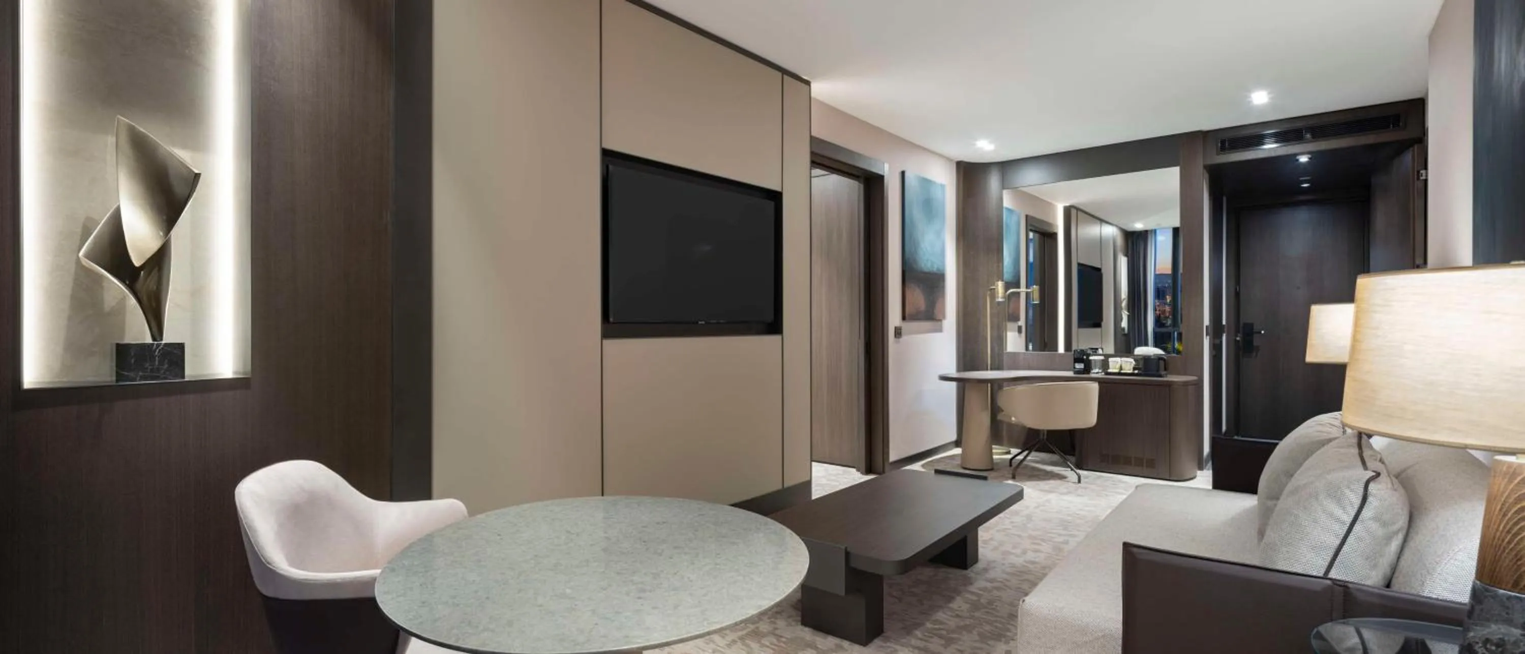 Living room in DoubleTree by Hilton Sanliurfa