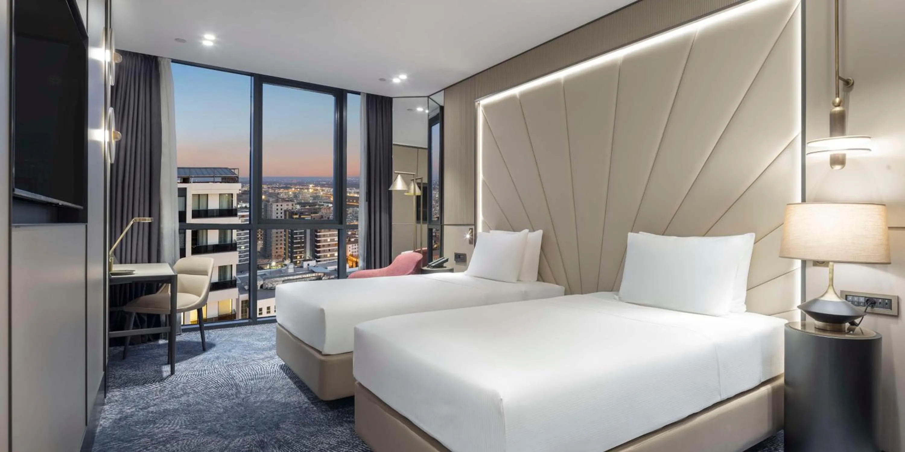 Bed in DoubleTree by Hilton Sanliurfa