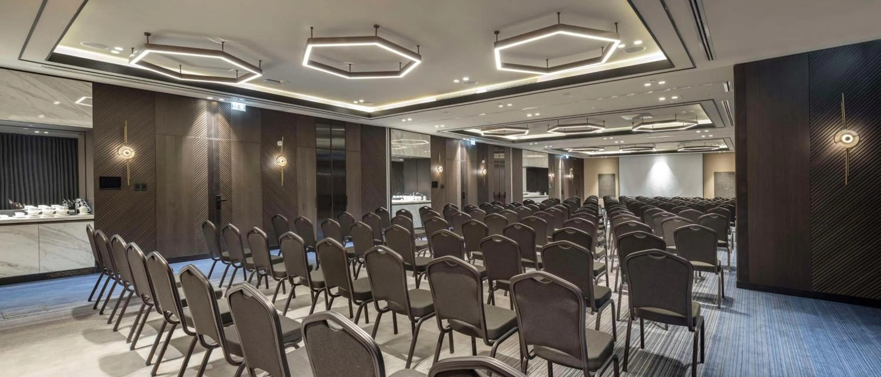 Meeting/conference room in DoubleTree by Hilton Sanliurfa