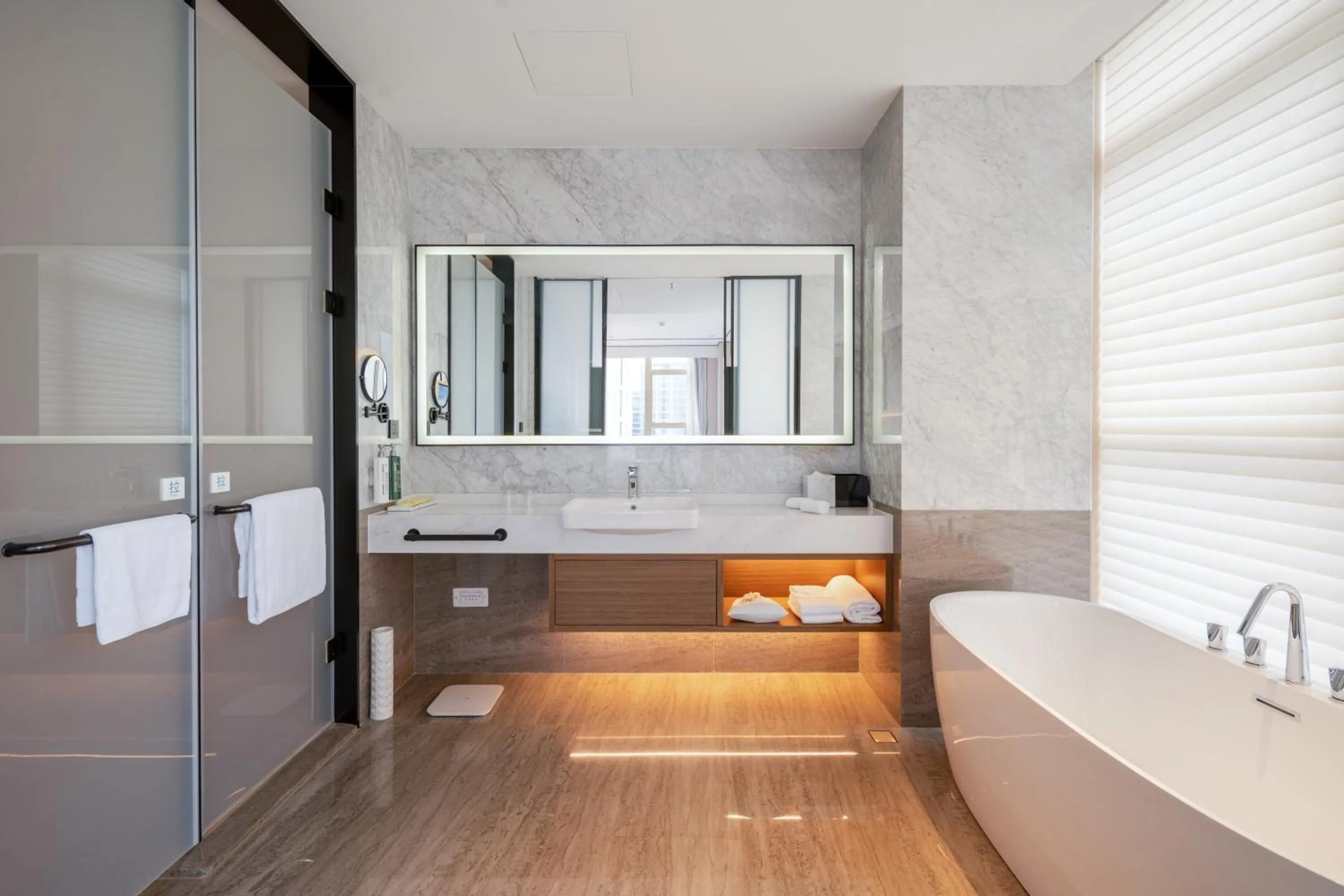 Bathroom in Hilton Garden Inn Hangzhou Xixi Zijingang