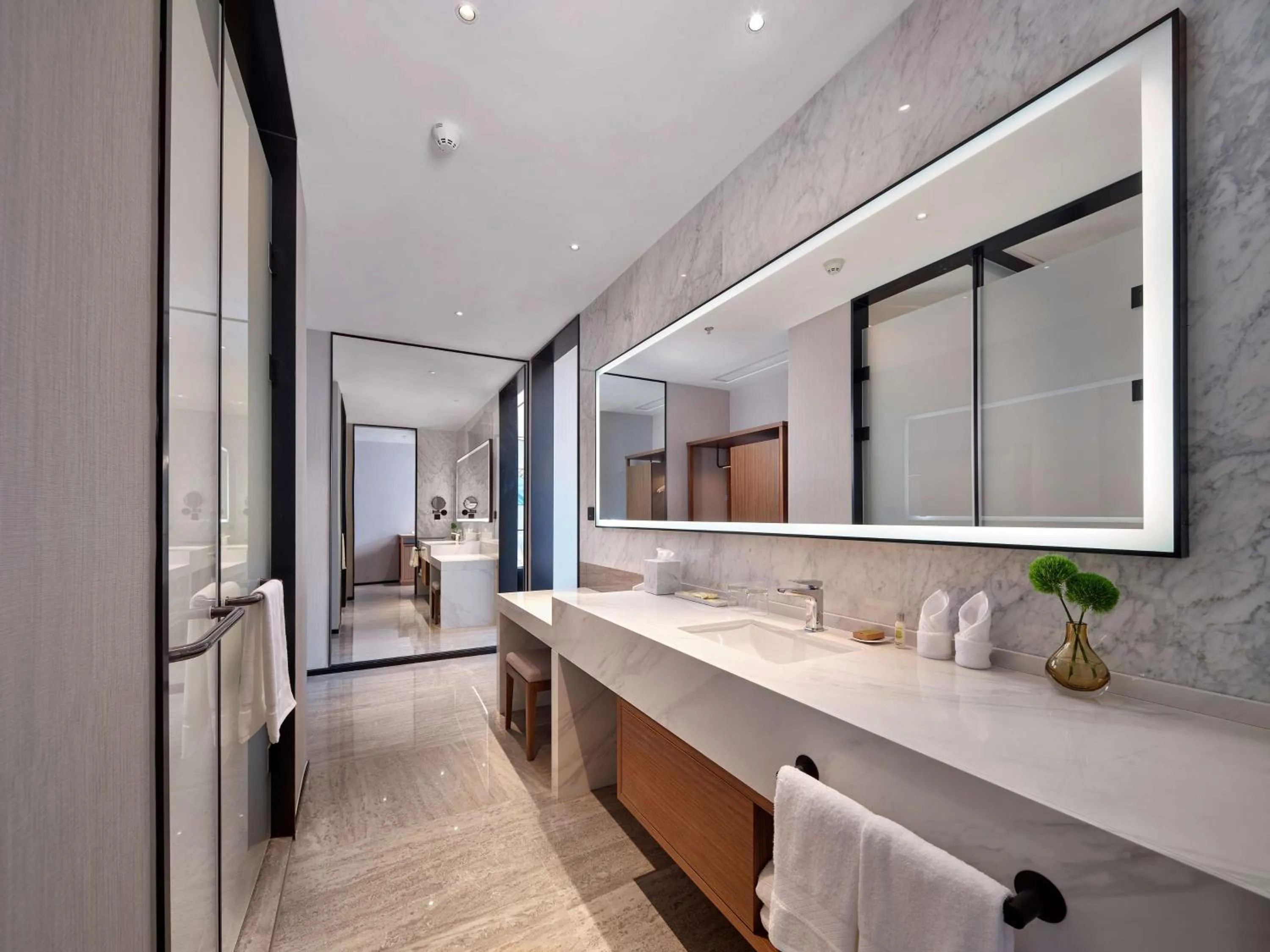 Bathroom in Hilton Garden Inn Hangzhou Xixi Zijingang