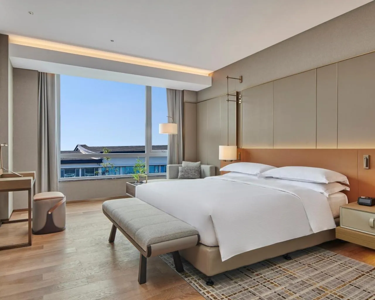 Bed in DoubleTree by Hilton Jiangxi Fuzhou