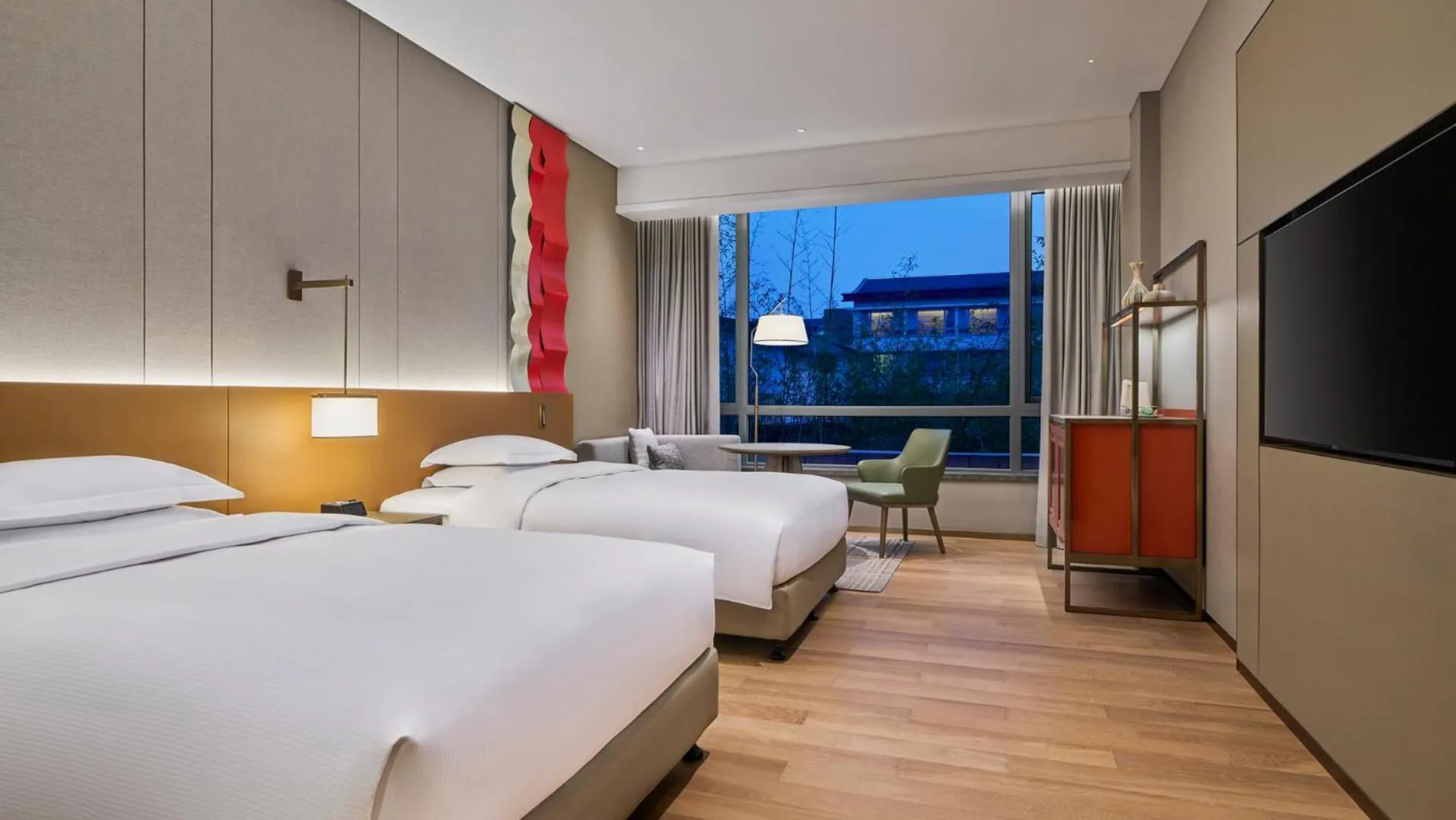 Bed in DoubleTree by Hilton Jiangxi Fuzhou