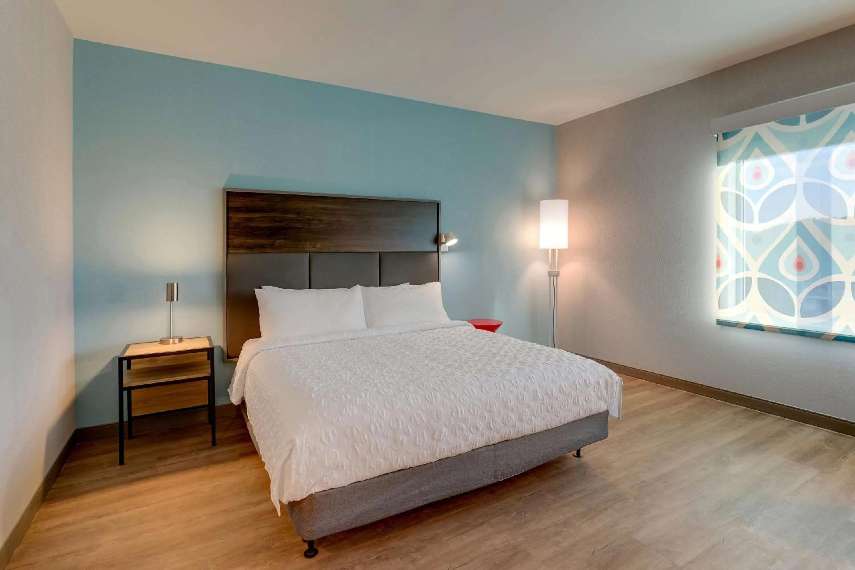 Bed in Tru By Hilton Smithfield I-95