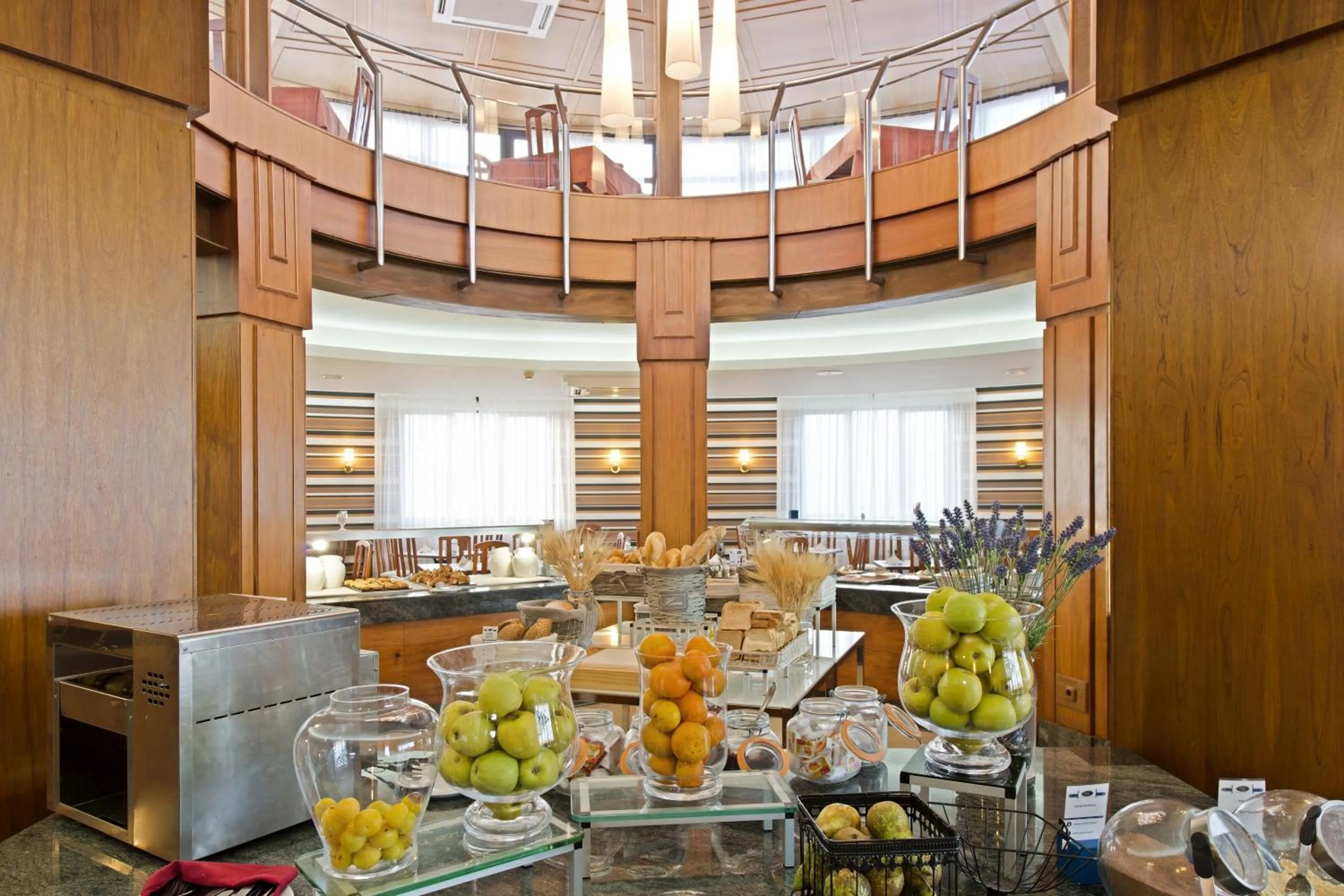 Restaurant/places to eat in Elba Lucía Sport & Suite Hotel