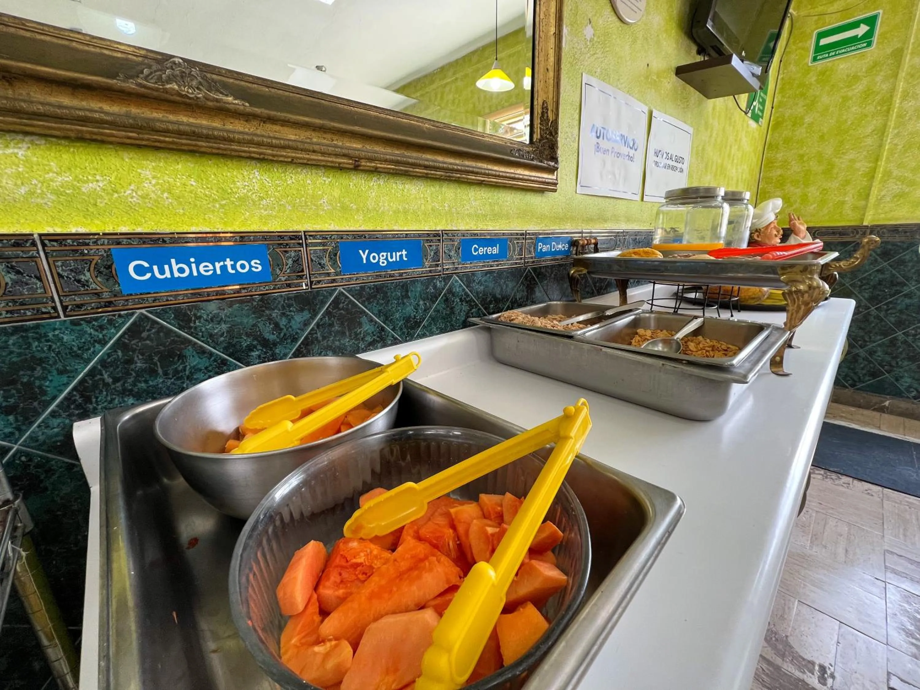 Food in Hotel Argentina