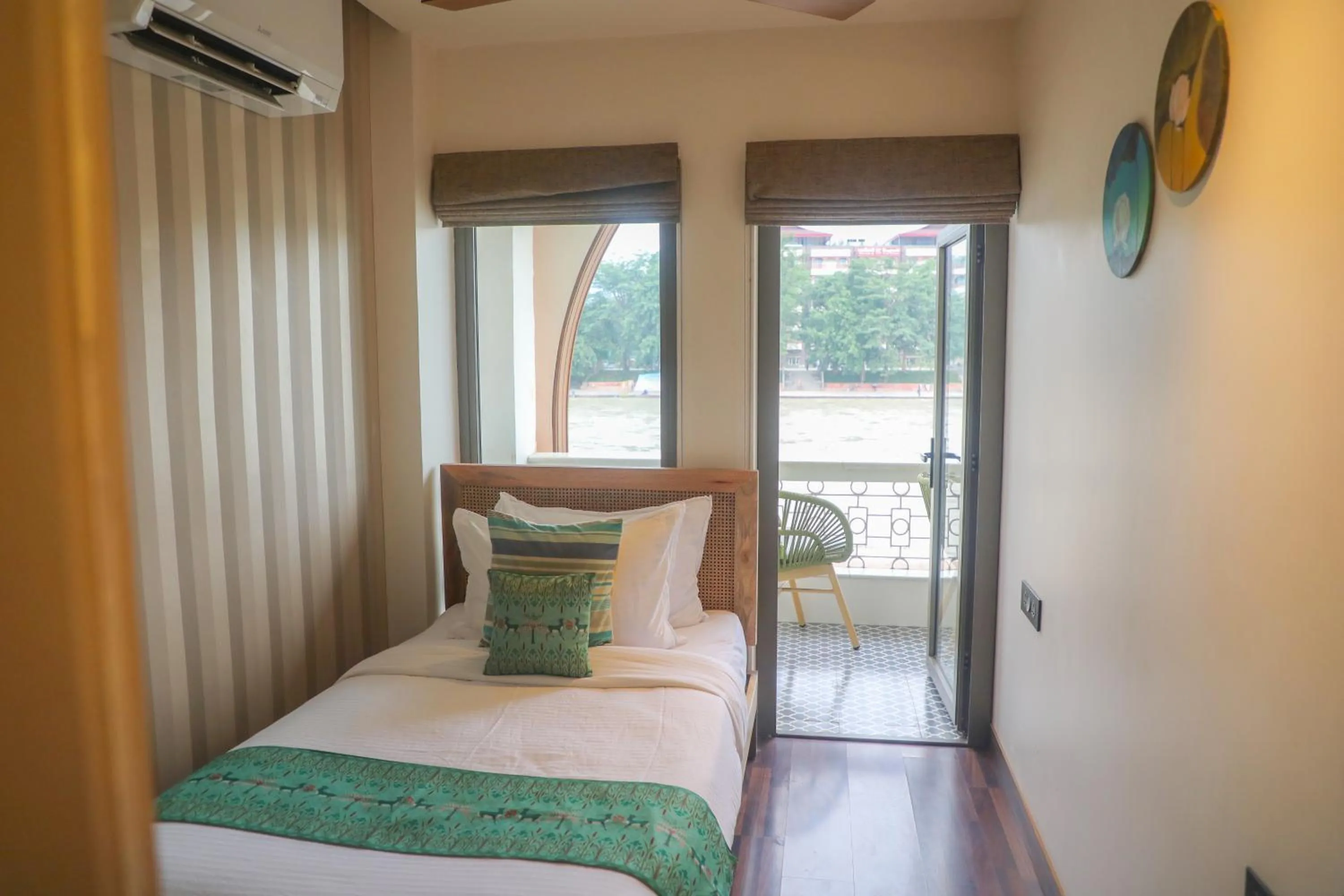 Bedroom, Bed in EKAANTA