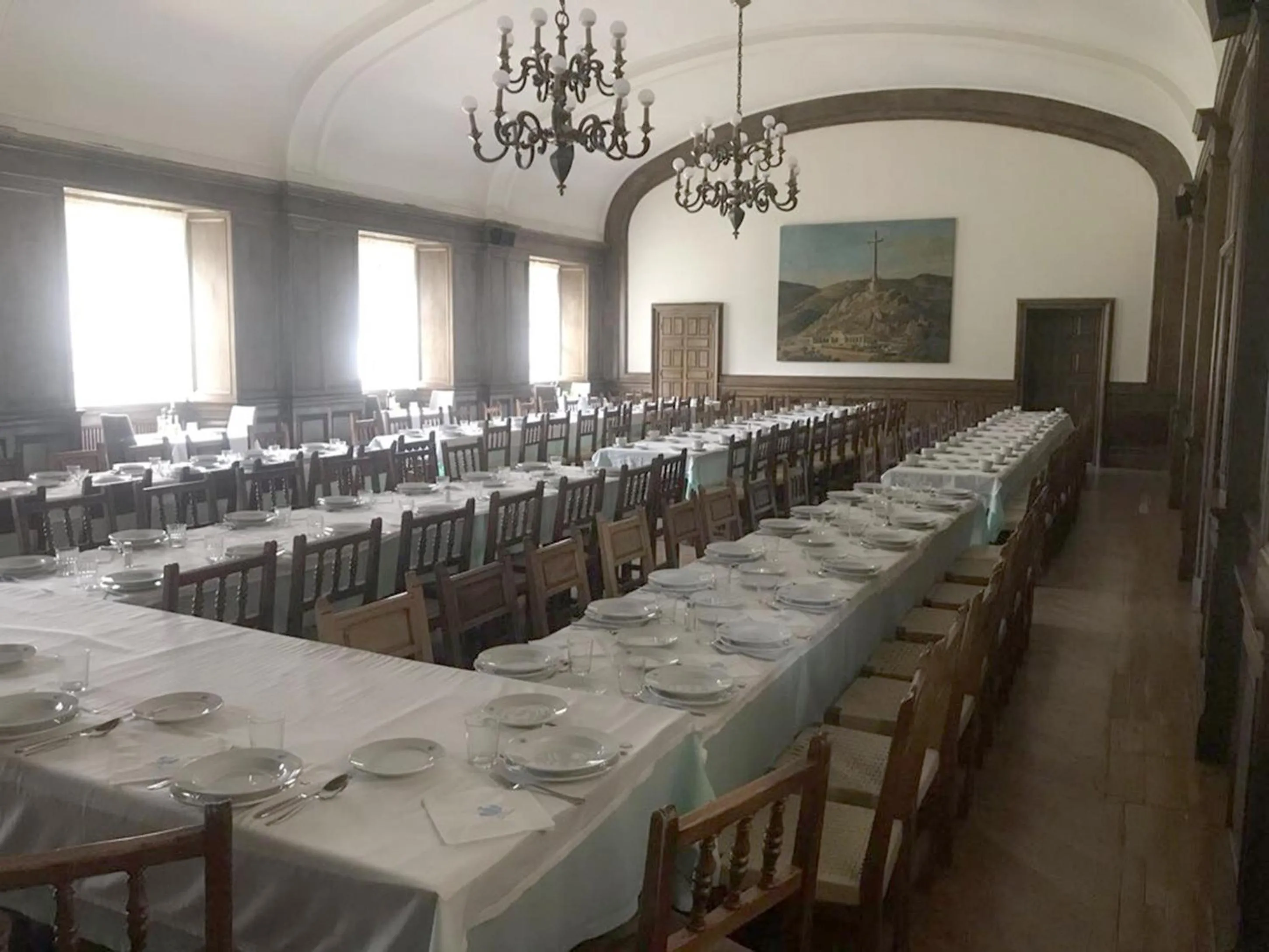 Restaurant/places to eat in Hospedería Santa Cruz