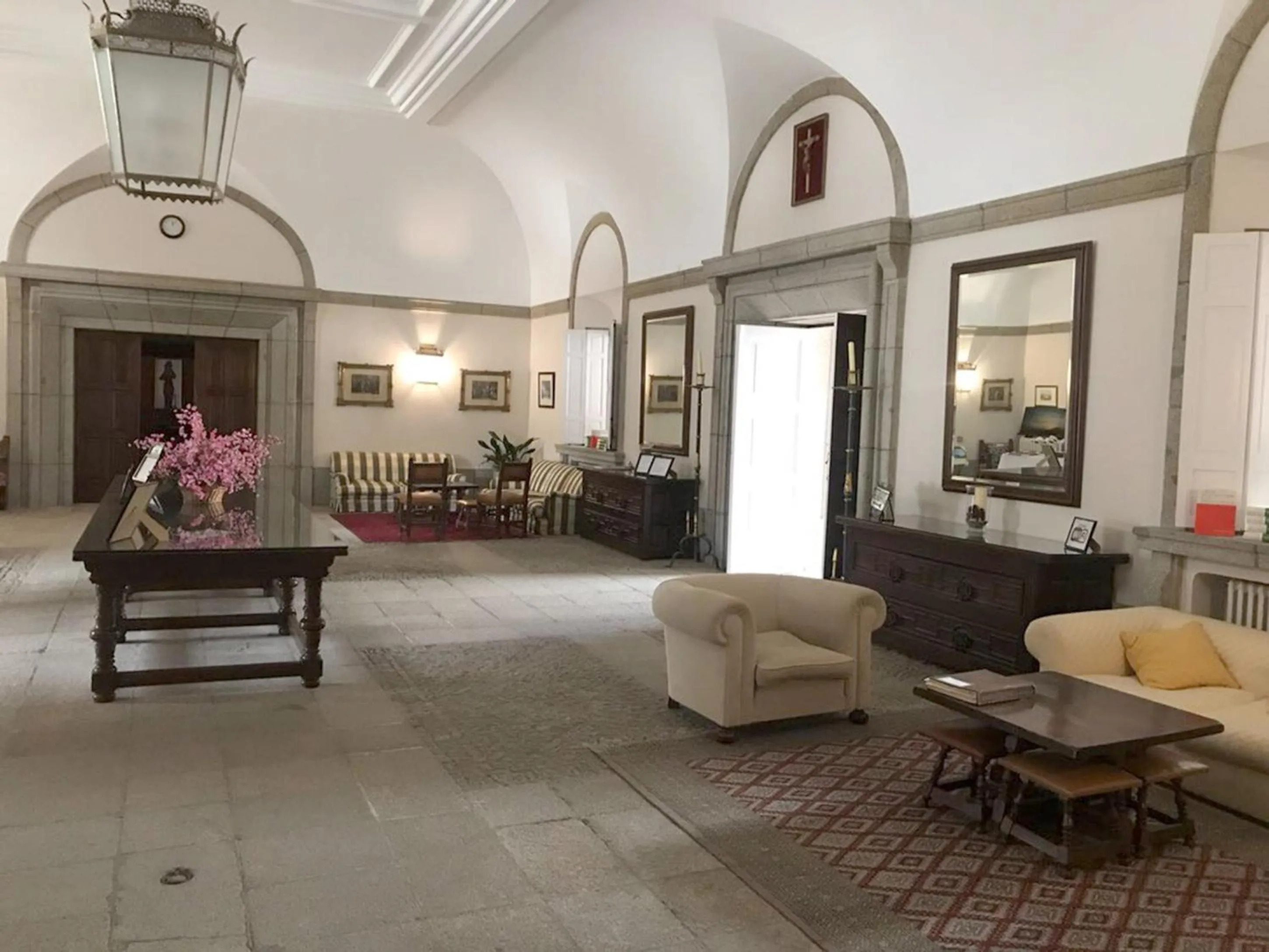 Area and facilities in Hospedería Santa Cruz