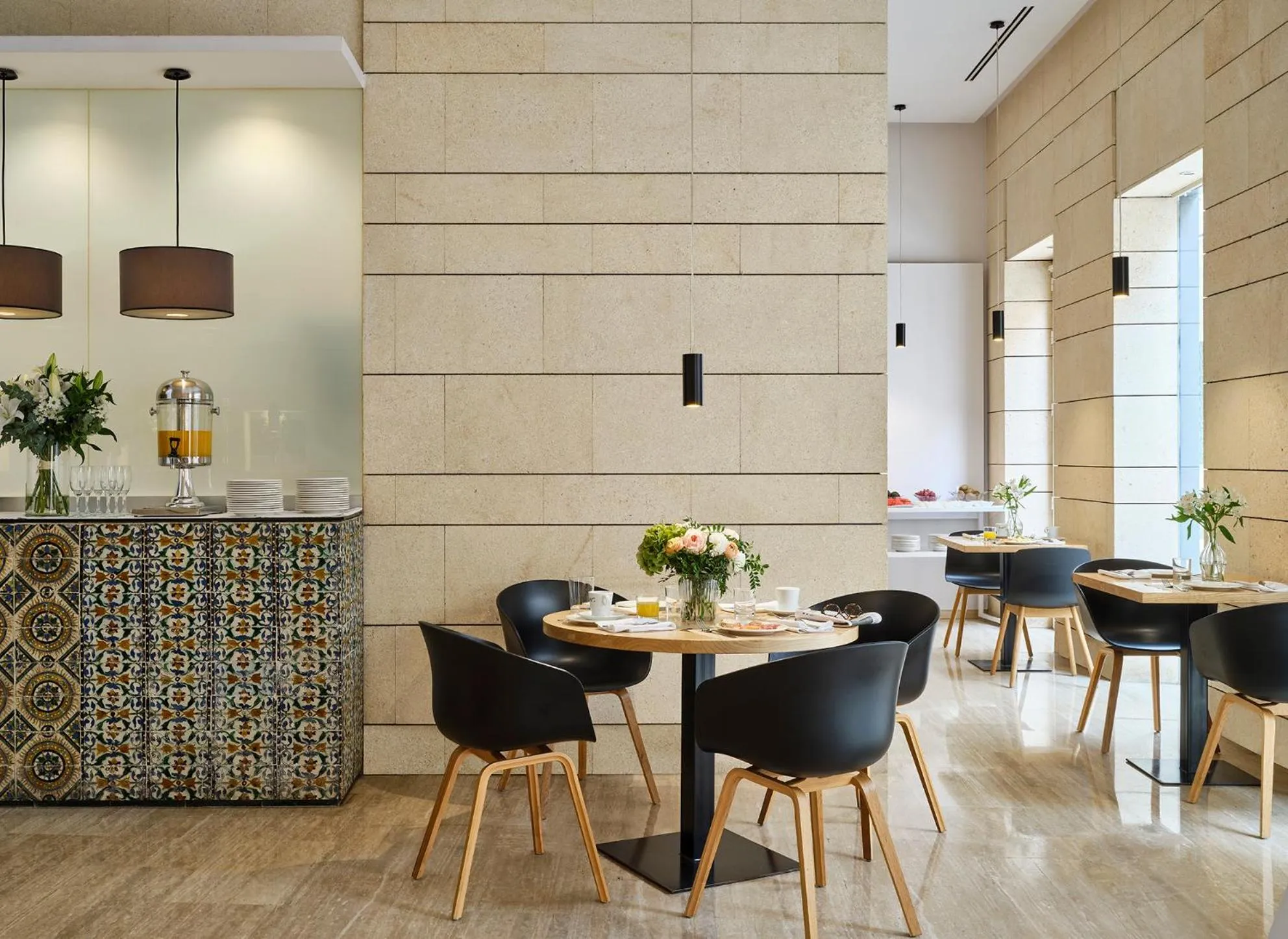 Buffet breakfast in Hotel Rey Alfonso X