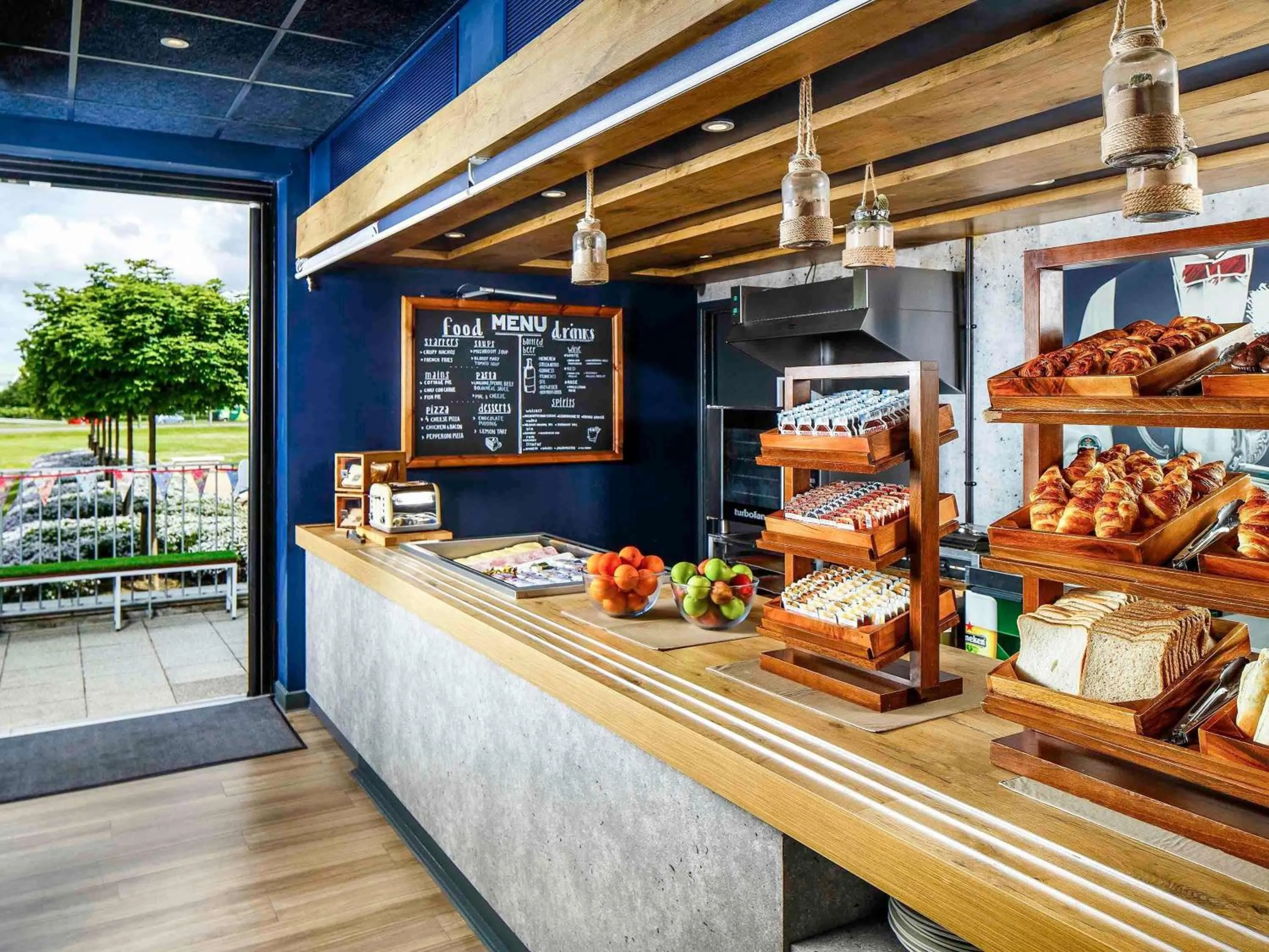 Breakfast in ibis budget Hotel Edinburgh Park