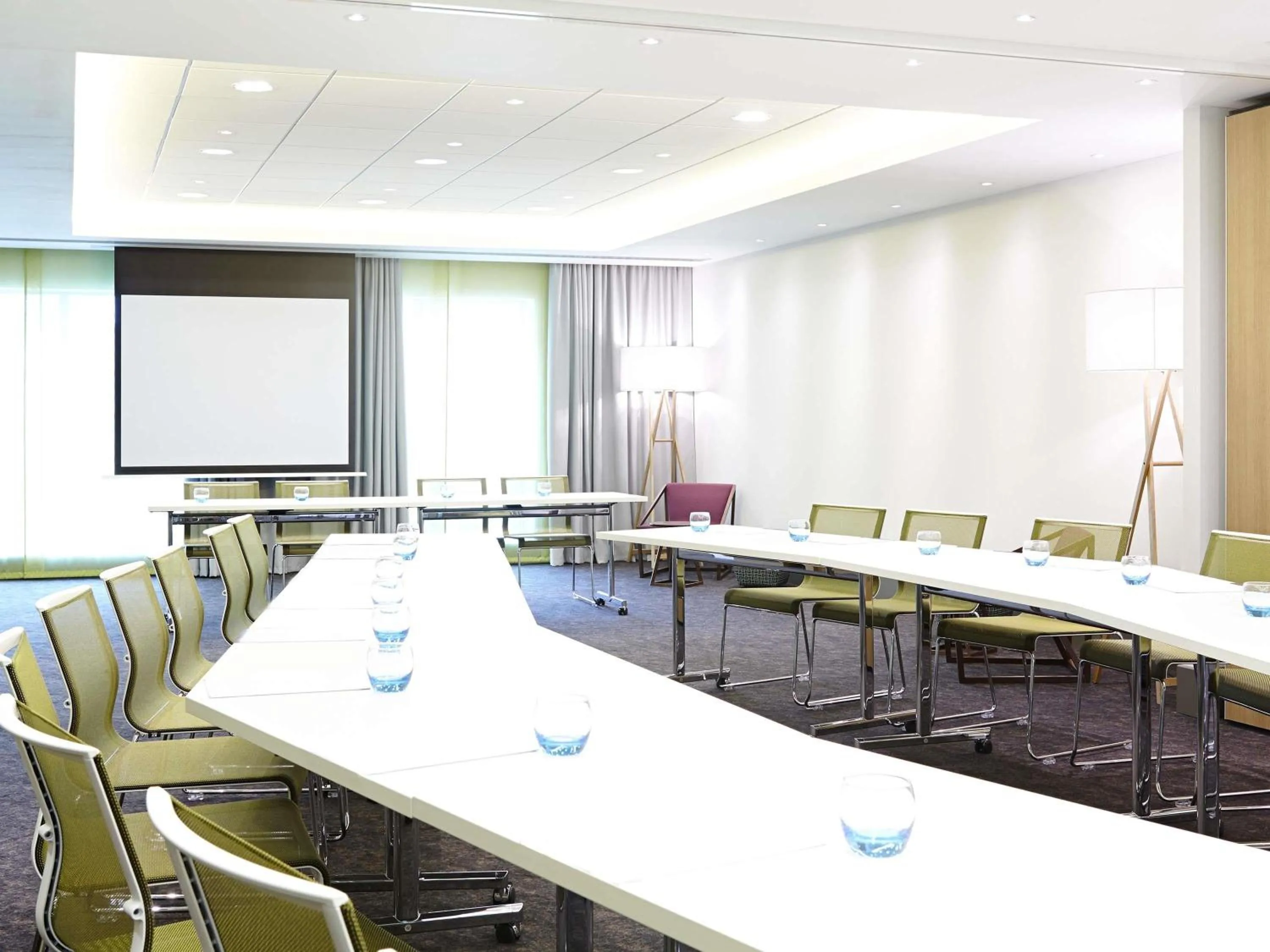 Meeting/conference room in Novotel London Brentford
