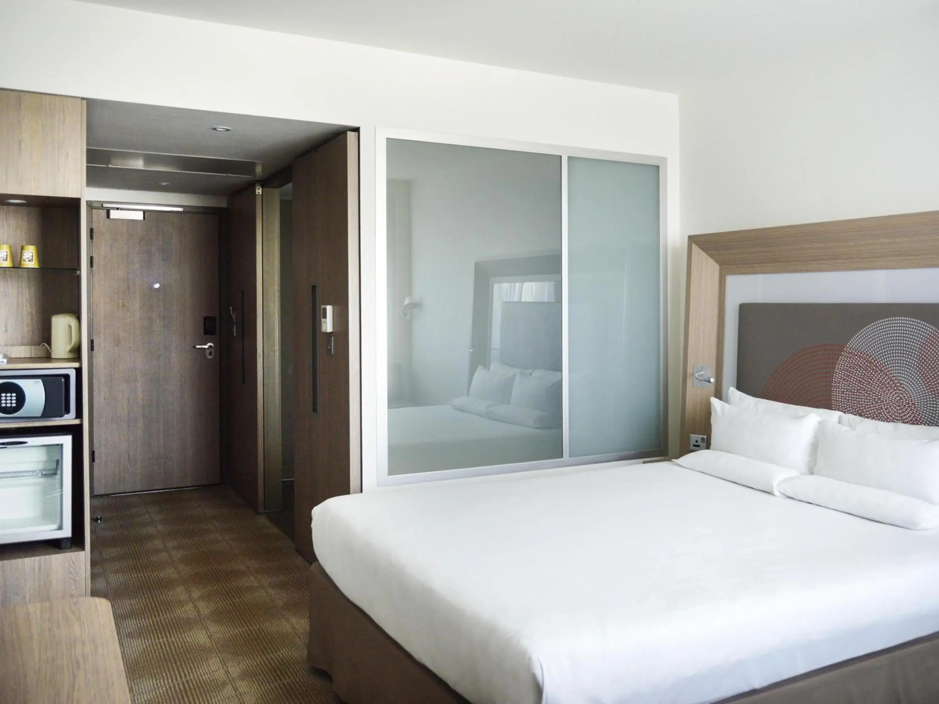 Executive Double Room in Novotel London Brentford Executive Double Room in Novotel London Brentford