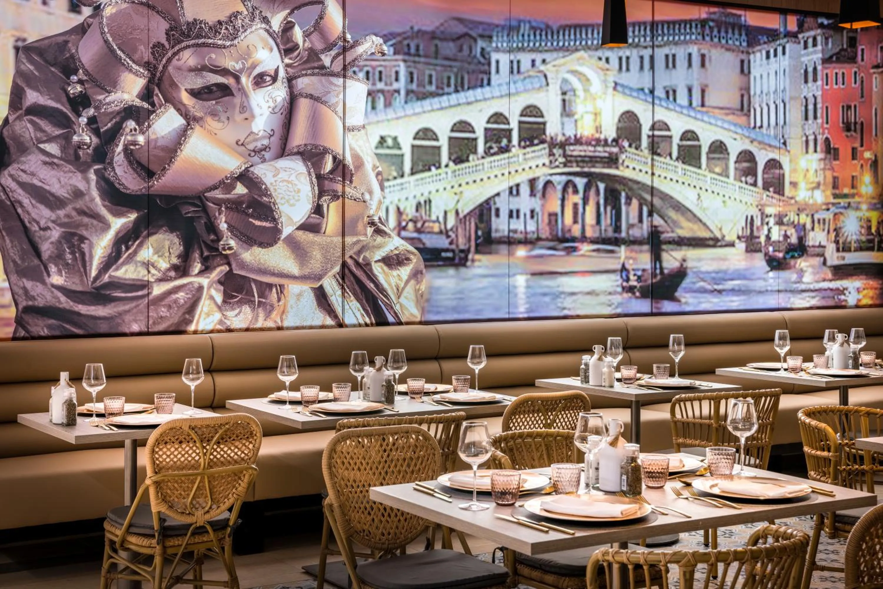 Restaurant/places to eat in Elba Sara Beach & Golf Resort