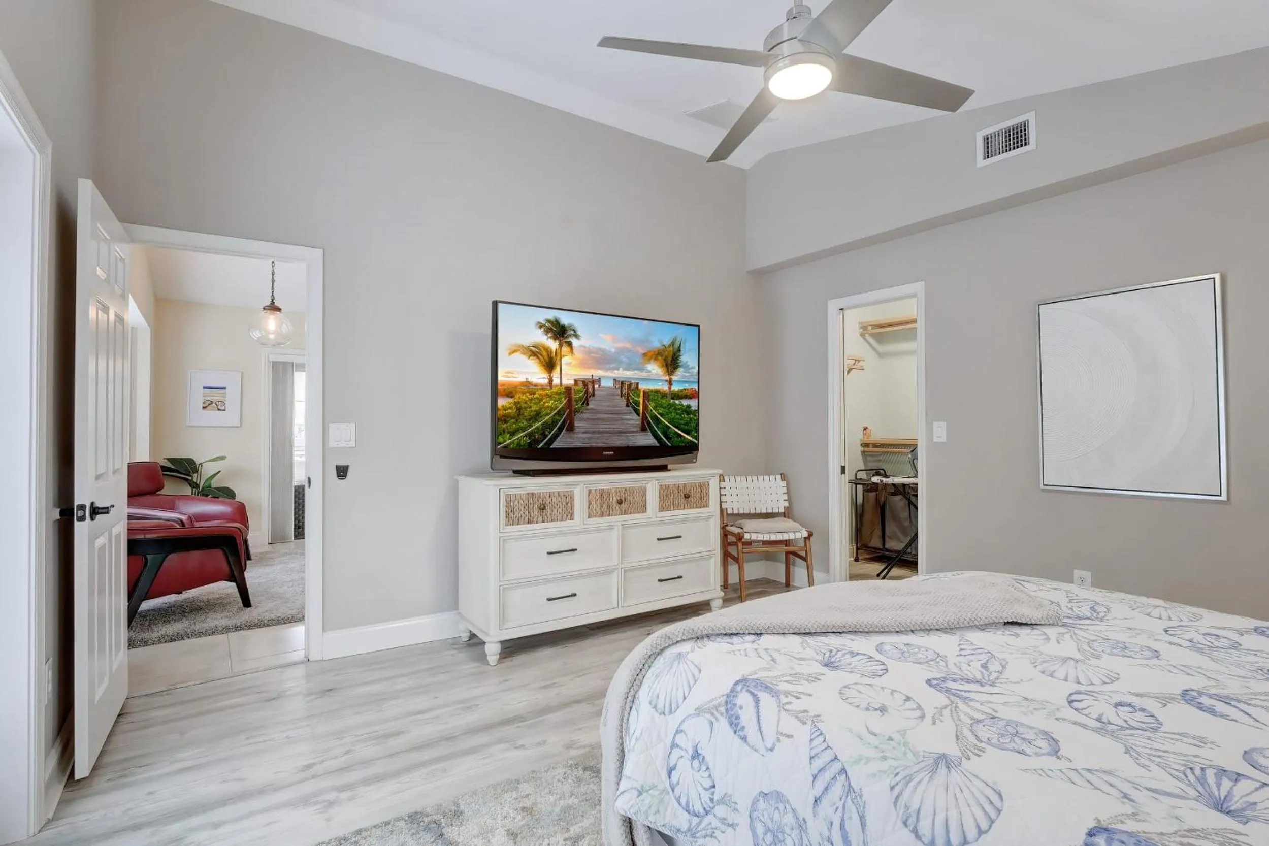 Bed in Pet Friendly Pool Home in River Reach of Naples FL