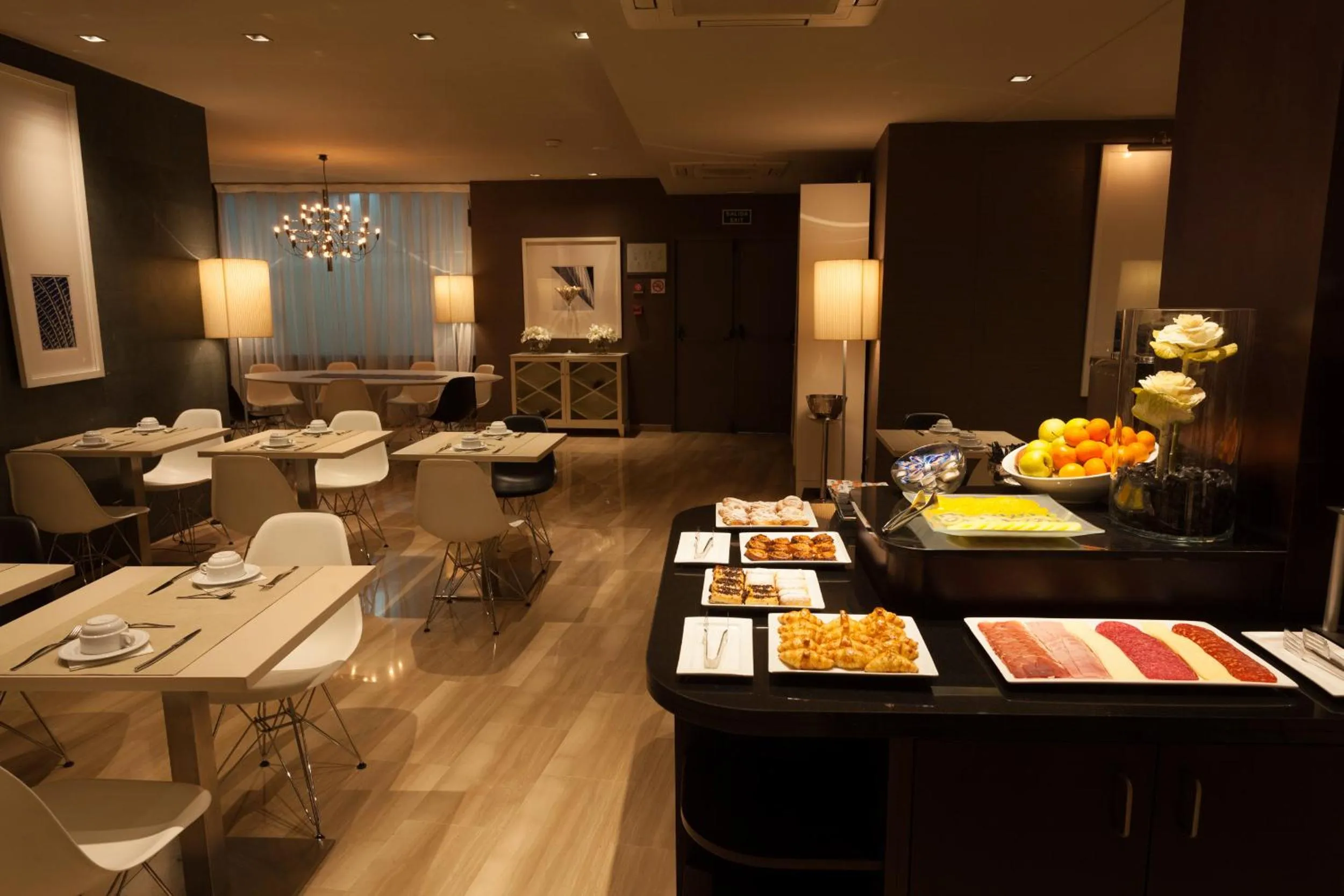 Breakfast in Hotel Conqueridor