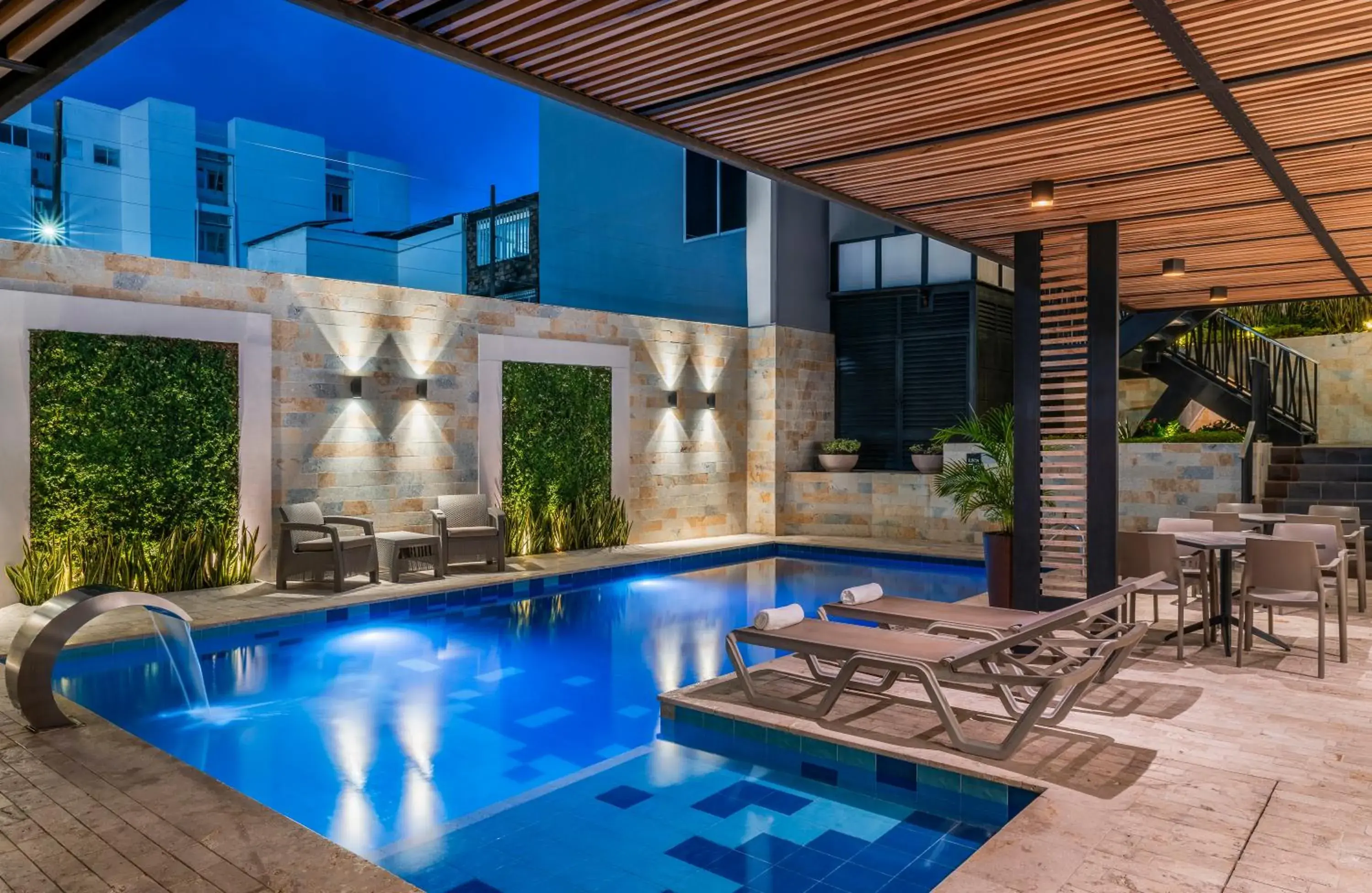 Restaurant/places to eat in Hotel Elite Restaurant/places to eat in Hotel Elite