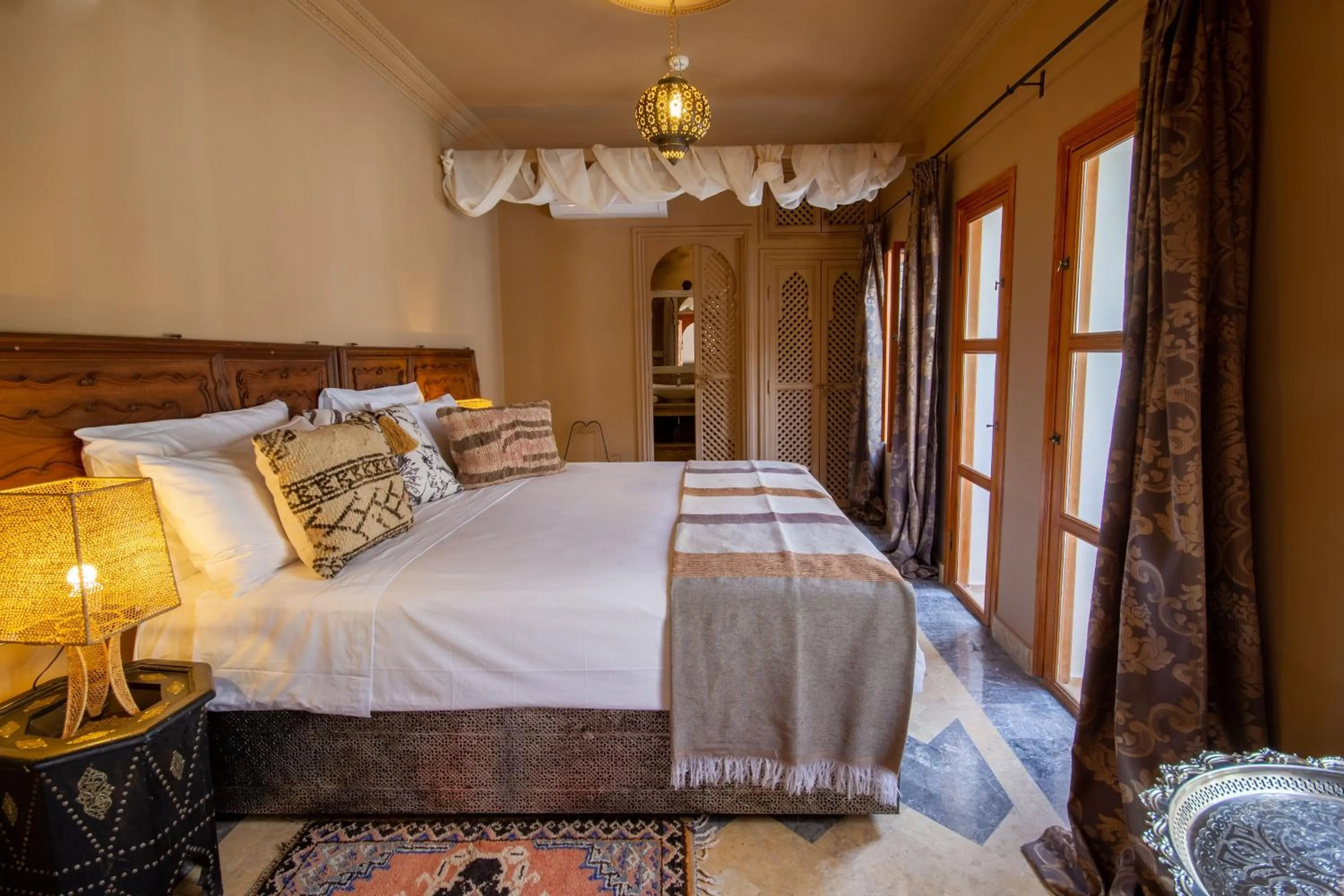 Bed in Riad SofYan & Spa