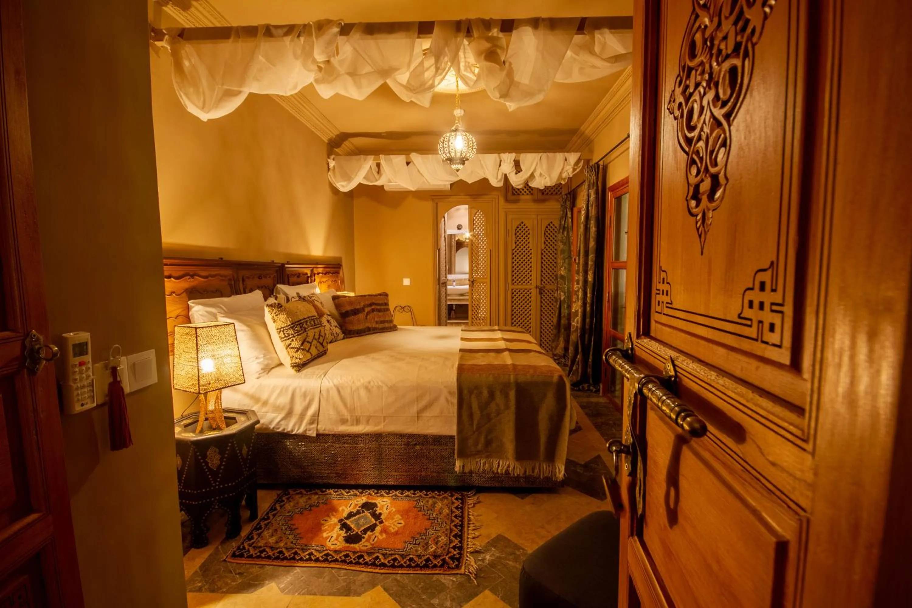 Bed in Riad SofYan & Spa