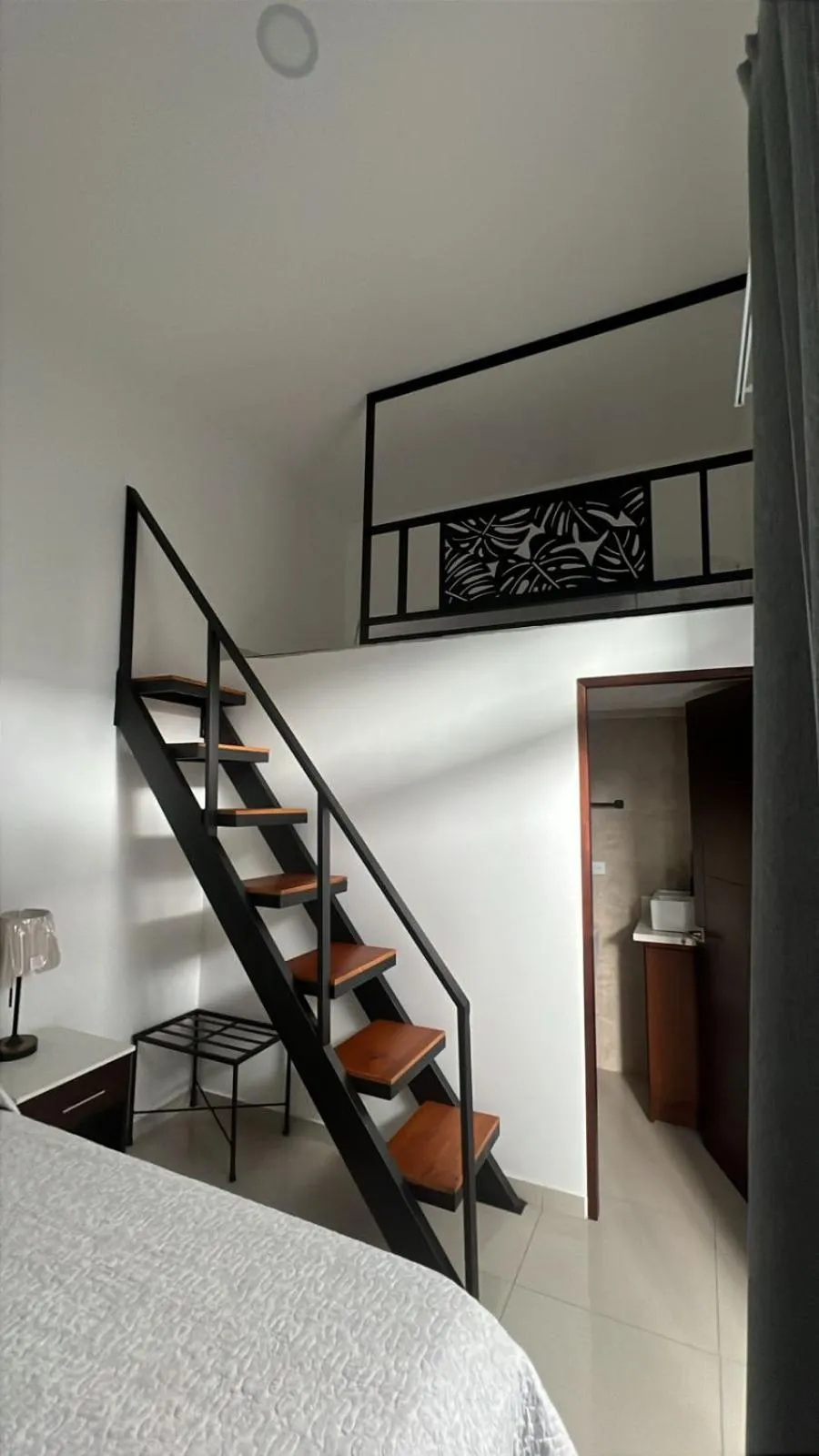 Photo of the whole room, Bed in Hotel Arenal by Regina