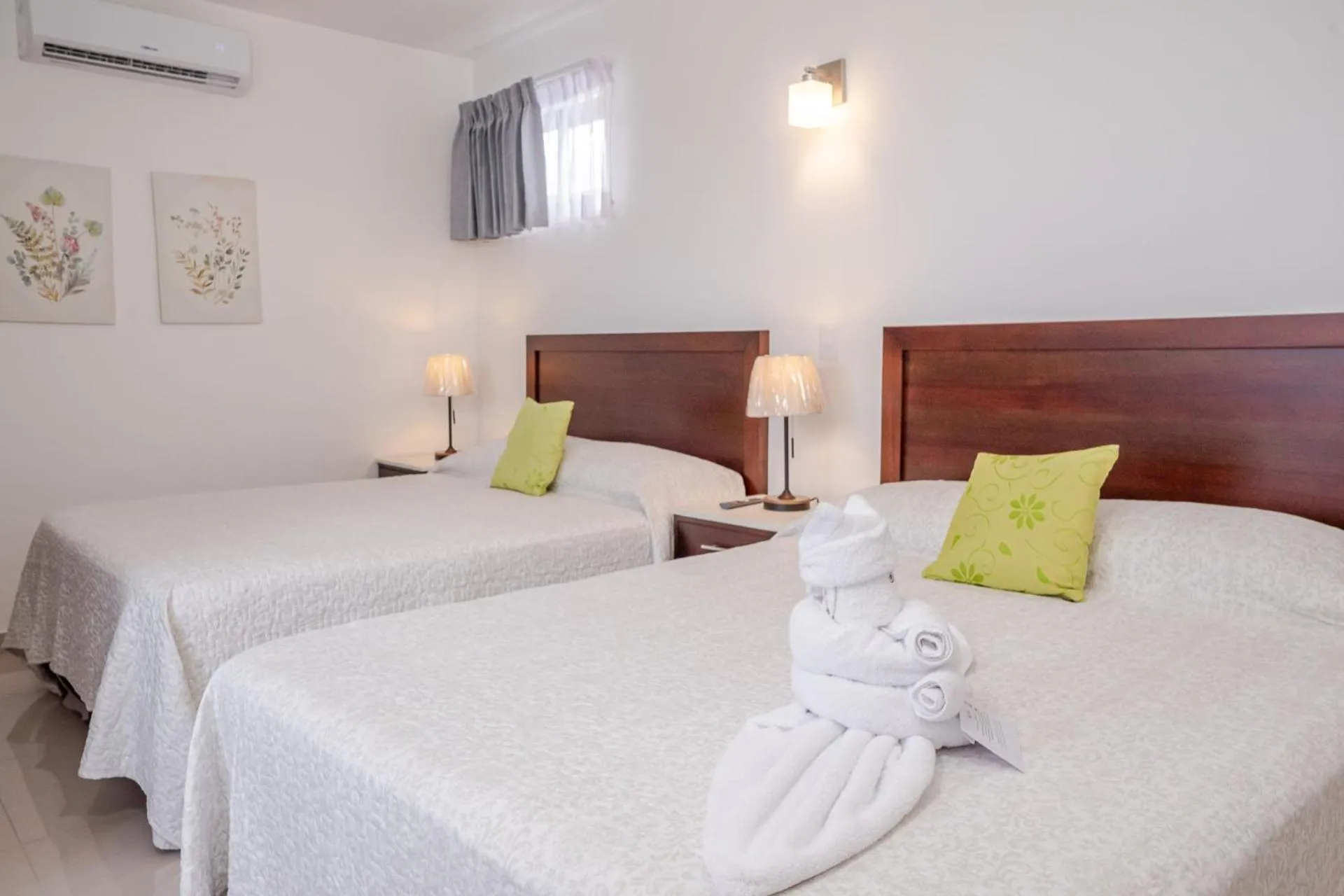 Bed in Hotel Arenal by Regina