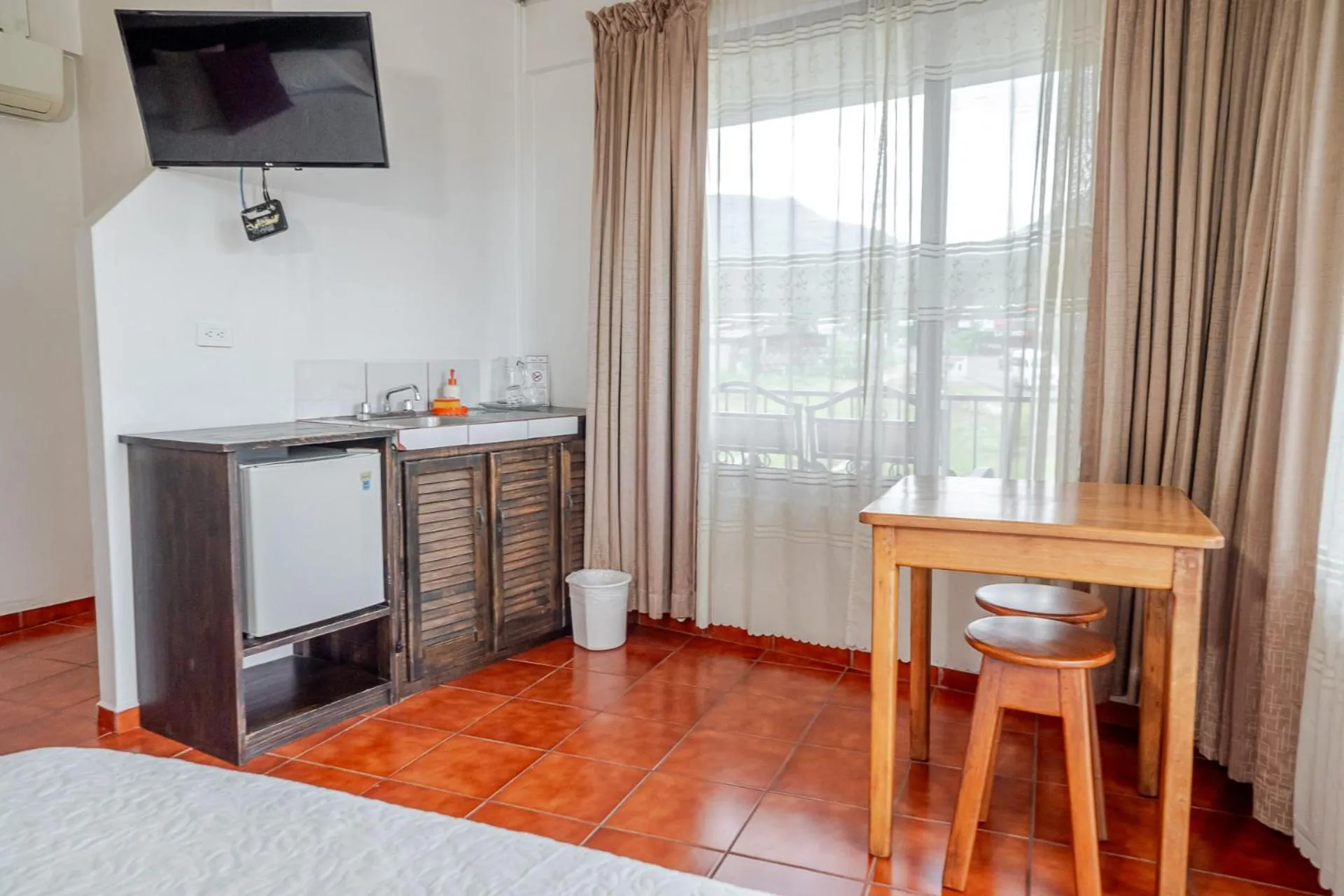 Hotel Arenal by Regina