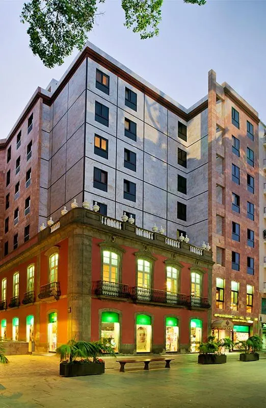 Property building in Hotel Principe Paz