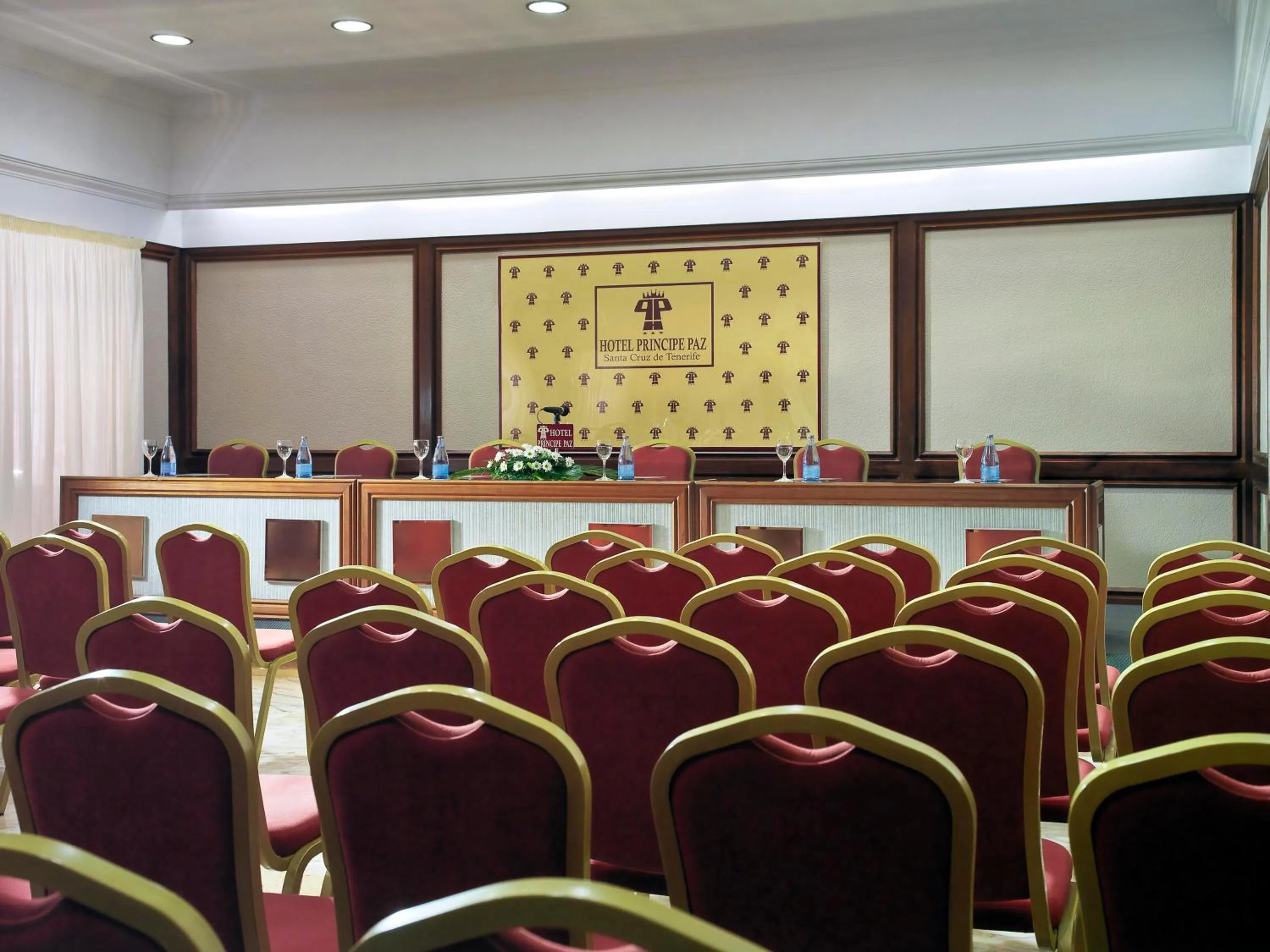 Meeting/conference room in Hotel Principe Paz