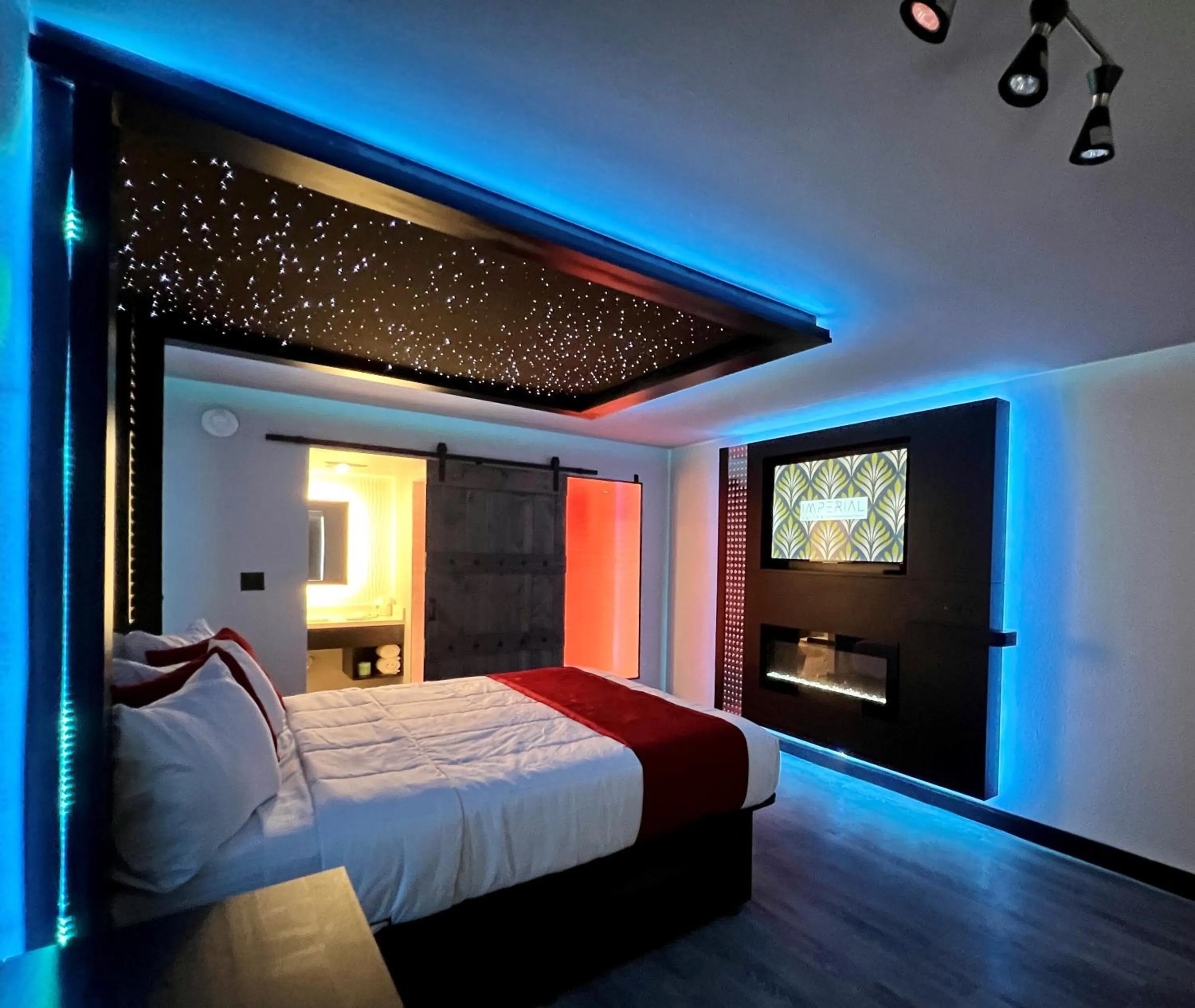 Bed in Imperial Suites, Adults Only