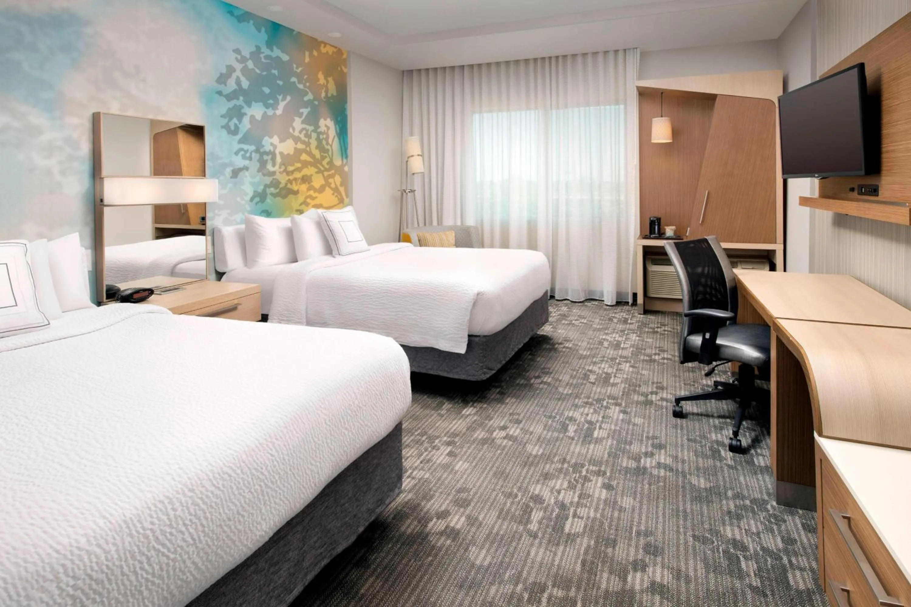 Photo of the whole room, Bed in Courtyard Houston NW/290 Corridor