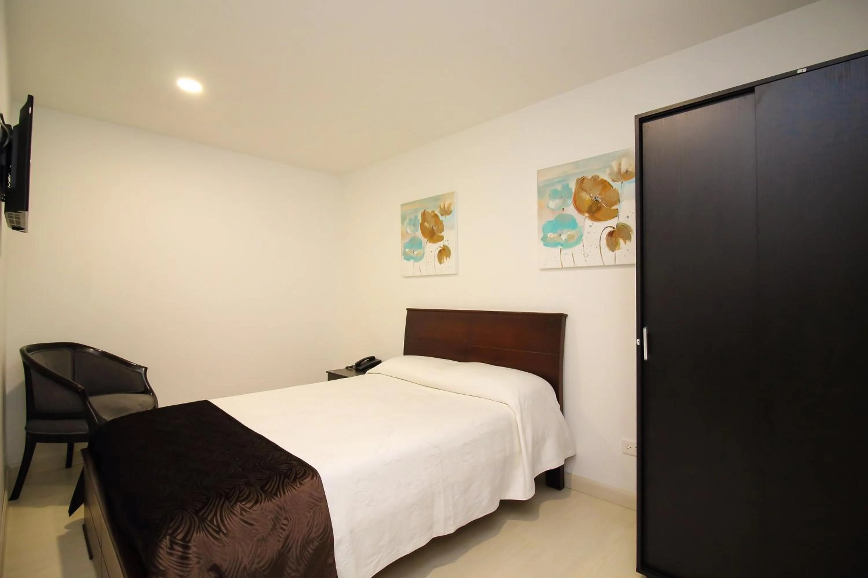 Bedroom, Bed in Hotel Casa Quinta Embajada