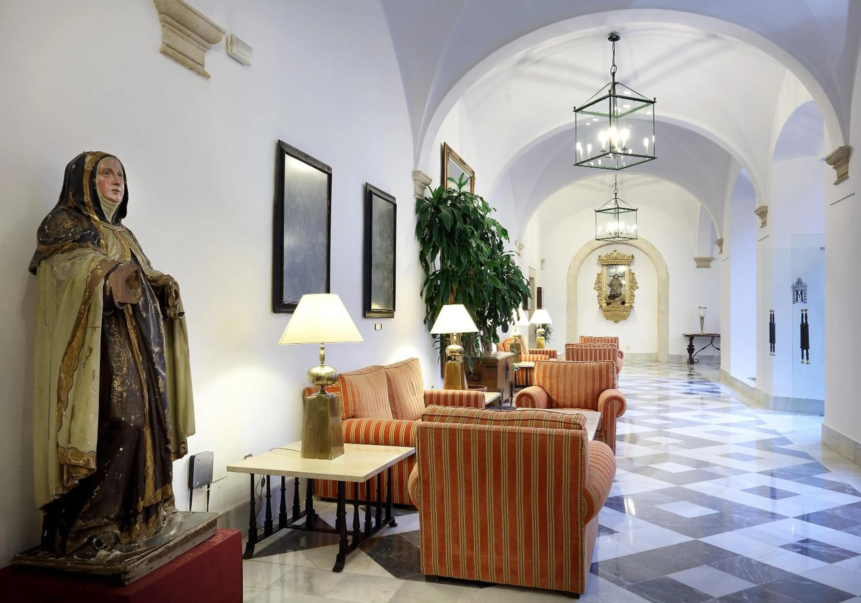 Lobby or reception in Crisol Monasterio de San Miguel
