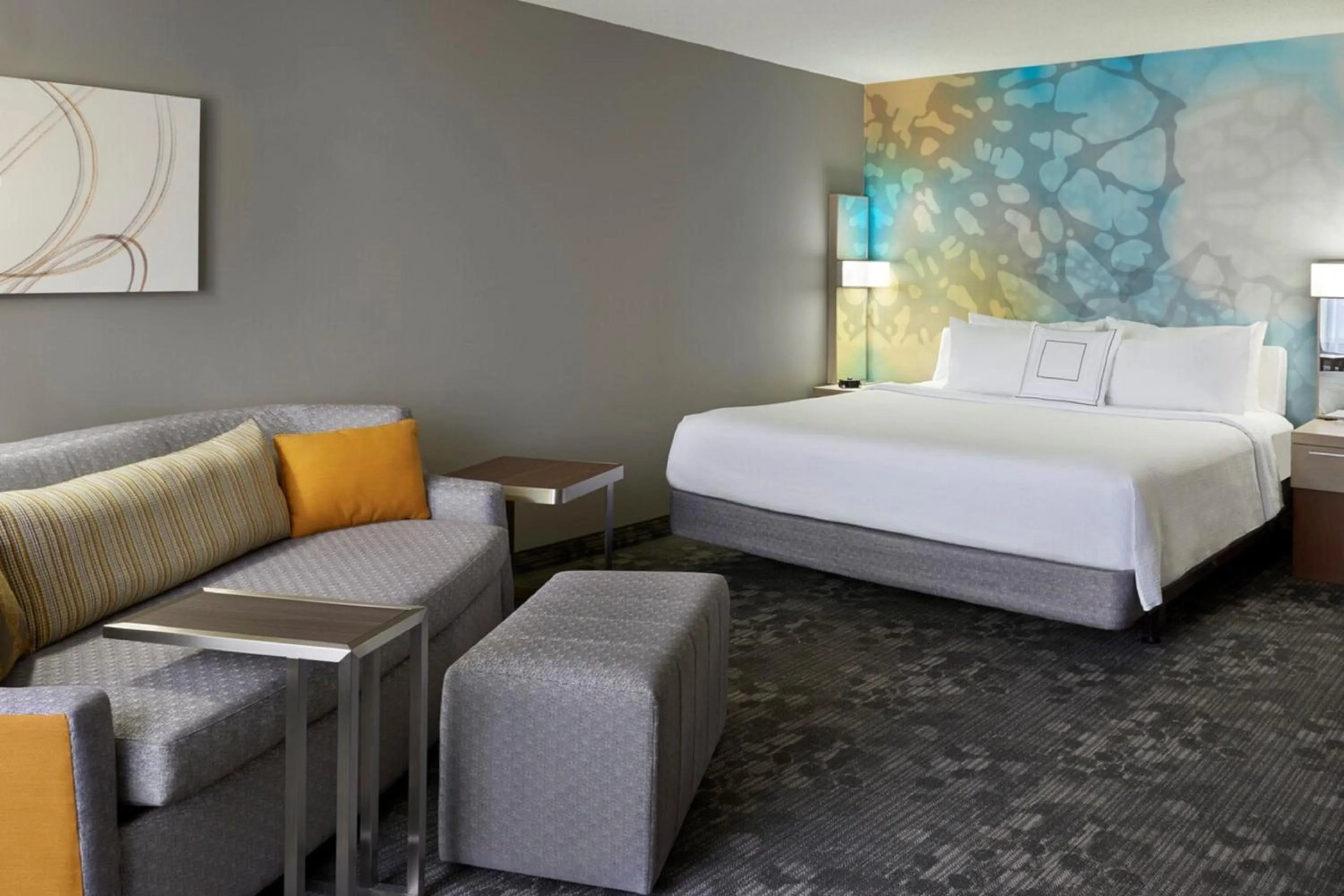 Bedroom, Bed in Courtyard by Marriott Battle Creek