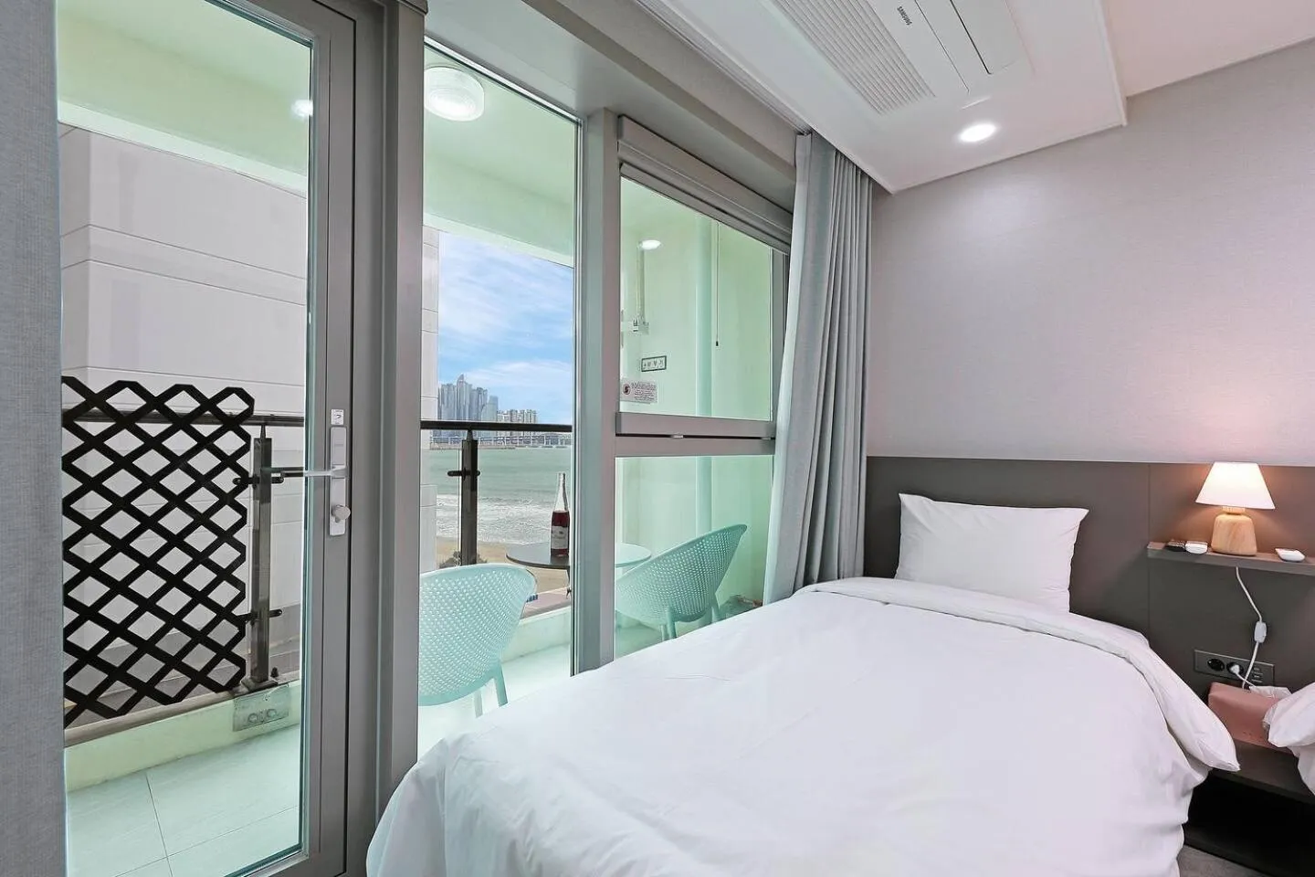 Bed in Elmomento Gwangan