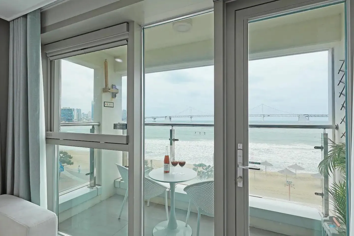 Balcony/Terrace in Elmomento Gwangan