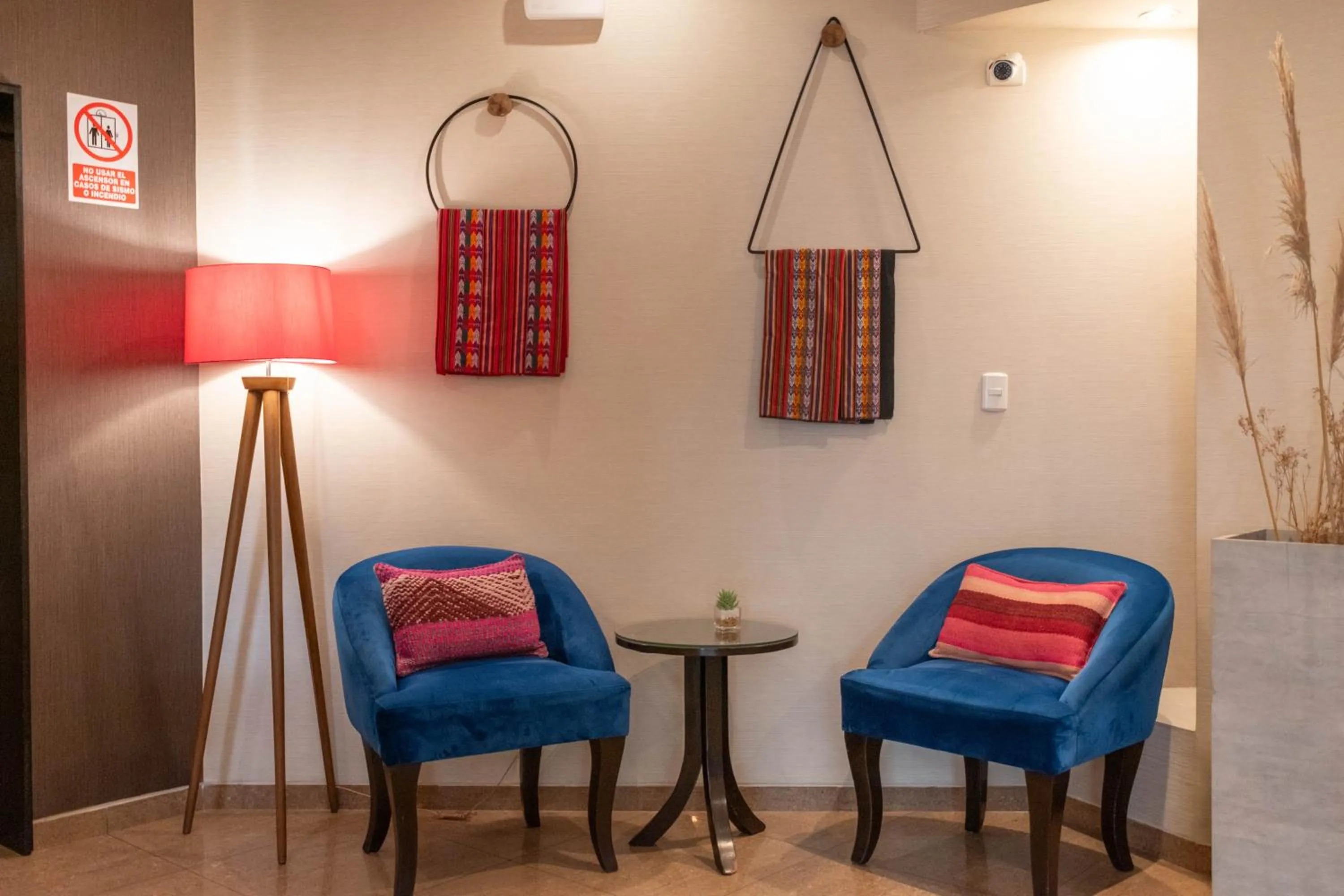 Living room in El Tambo 1