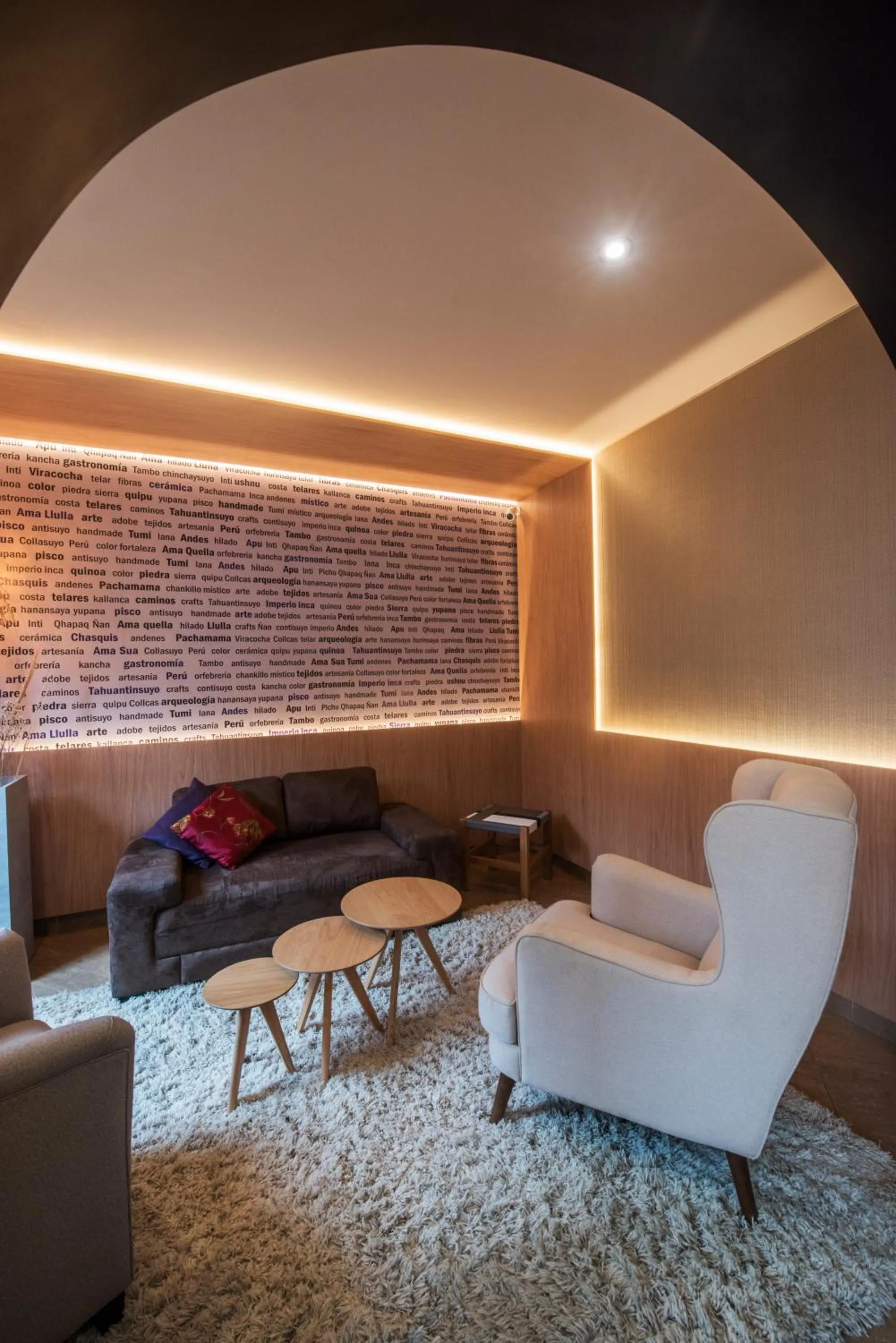 Living room in El Tambo 1