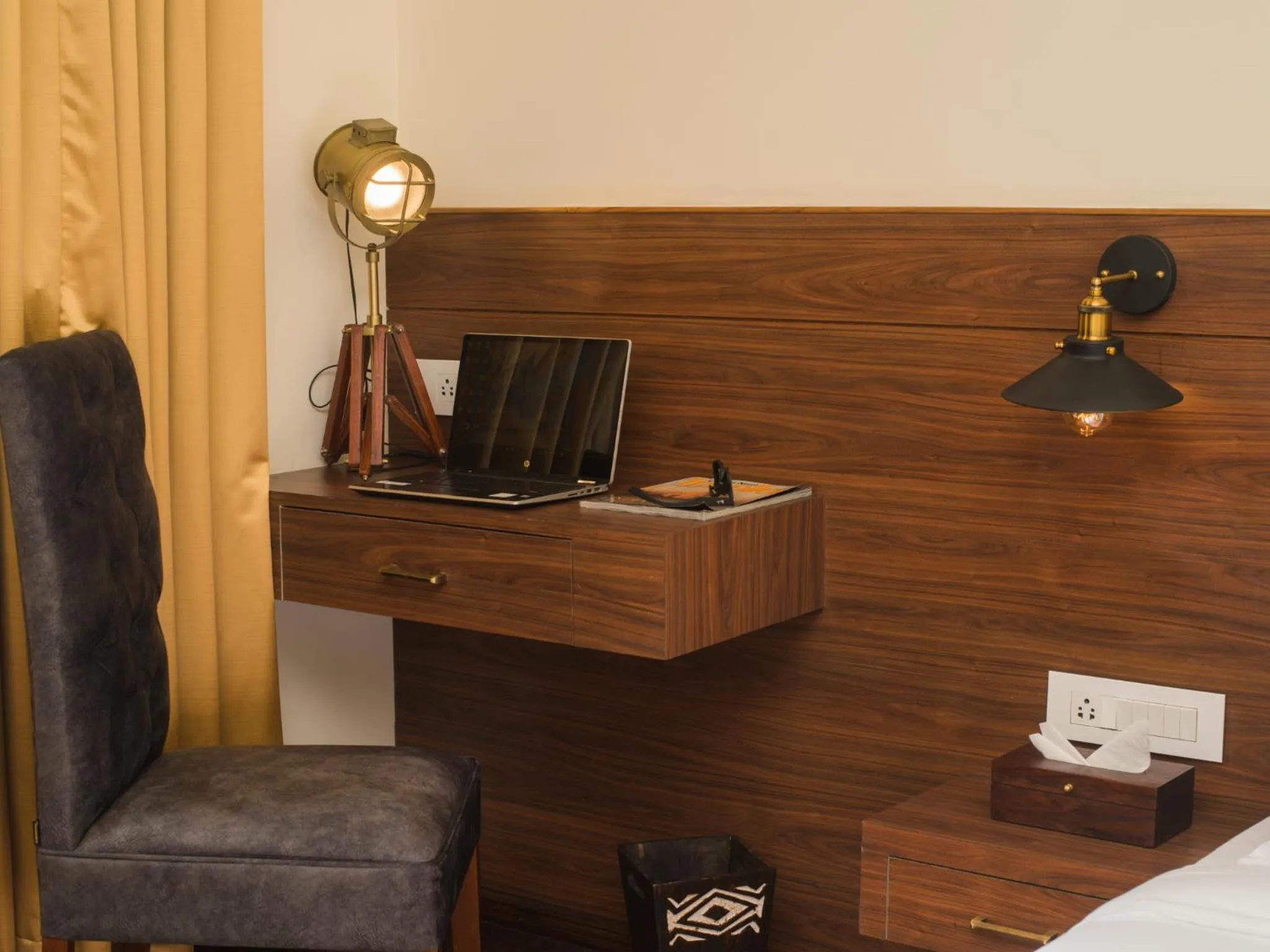 hair dresser in Tree of Life Indra Mandala Hotel, Gangtok