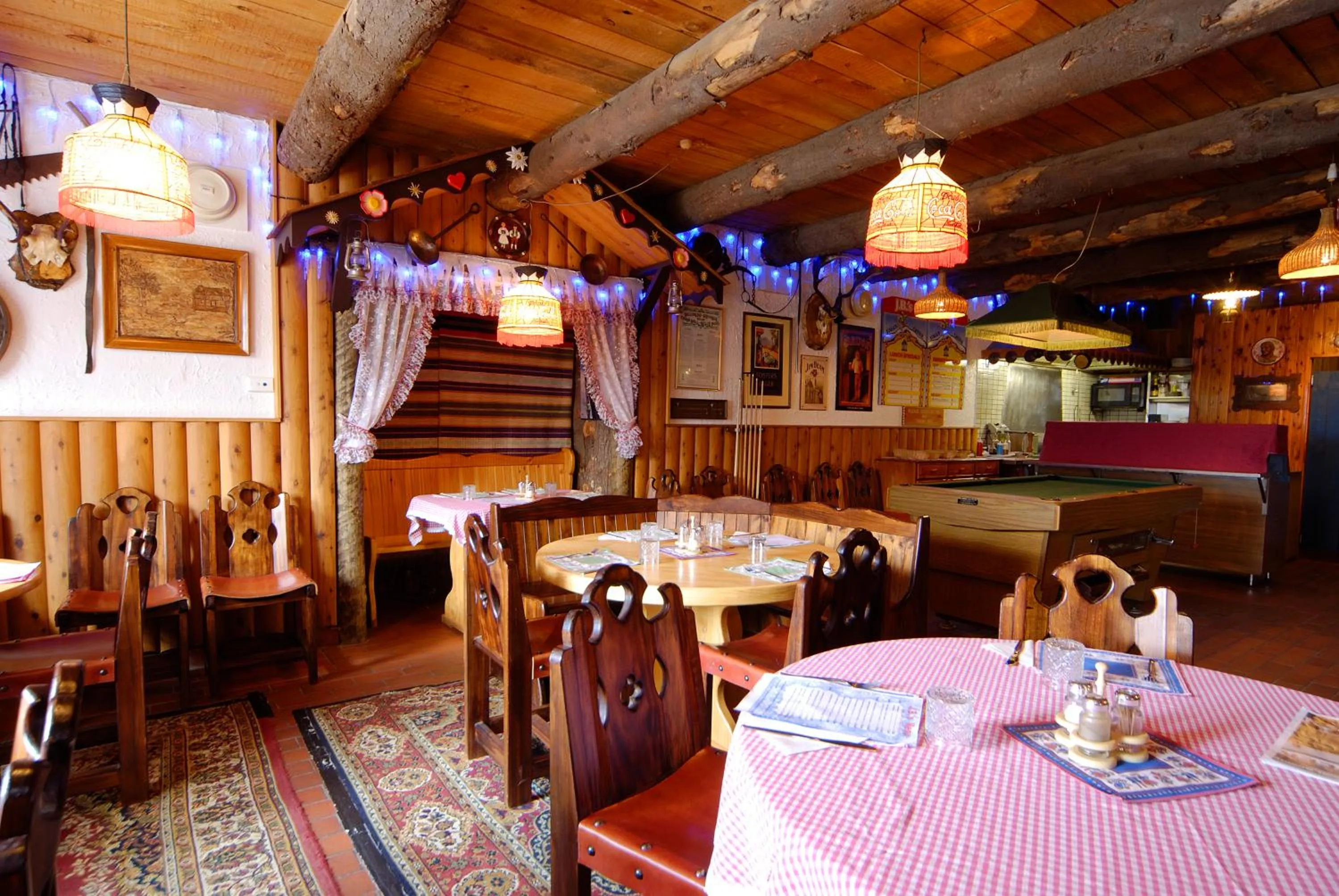 Restaurant/places to eat in Karelia Alpine Lodge