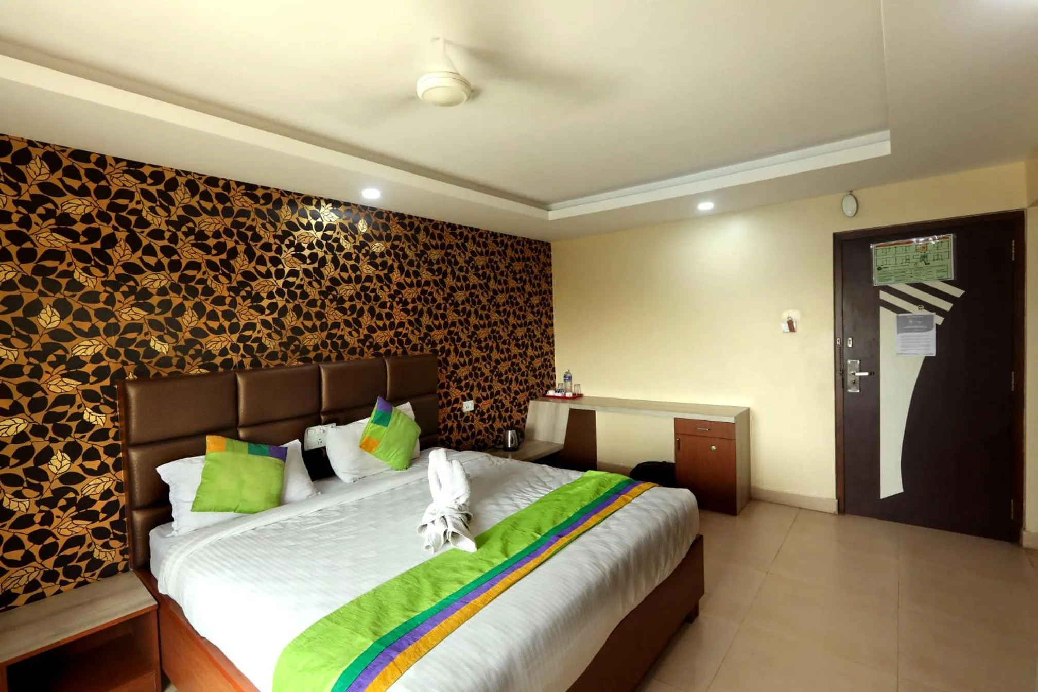 Photo of the whole room in Sekaran Hotel OMR