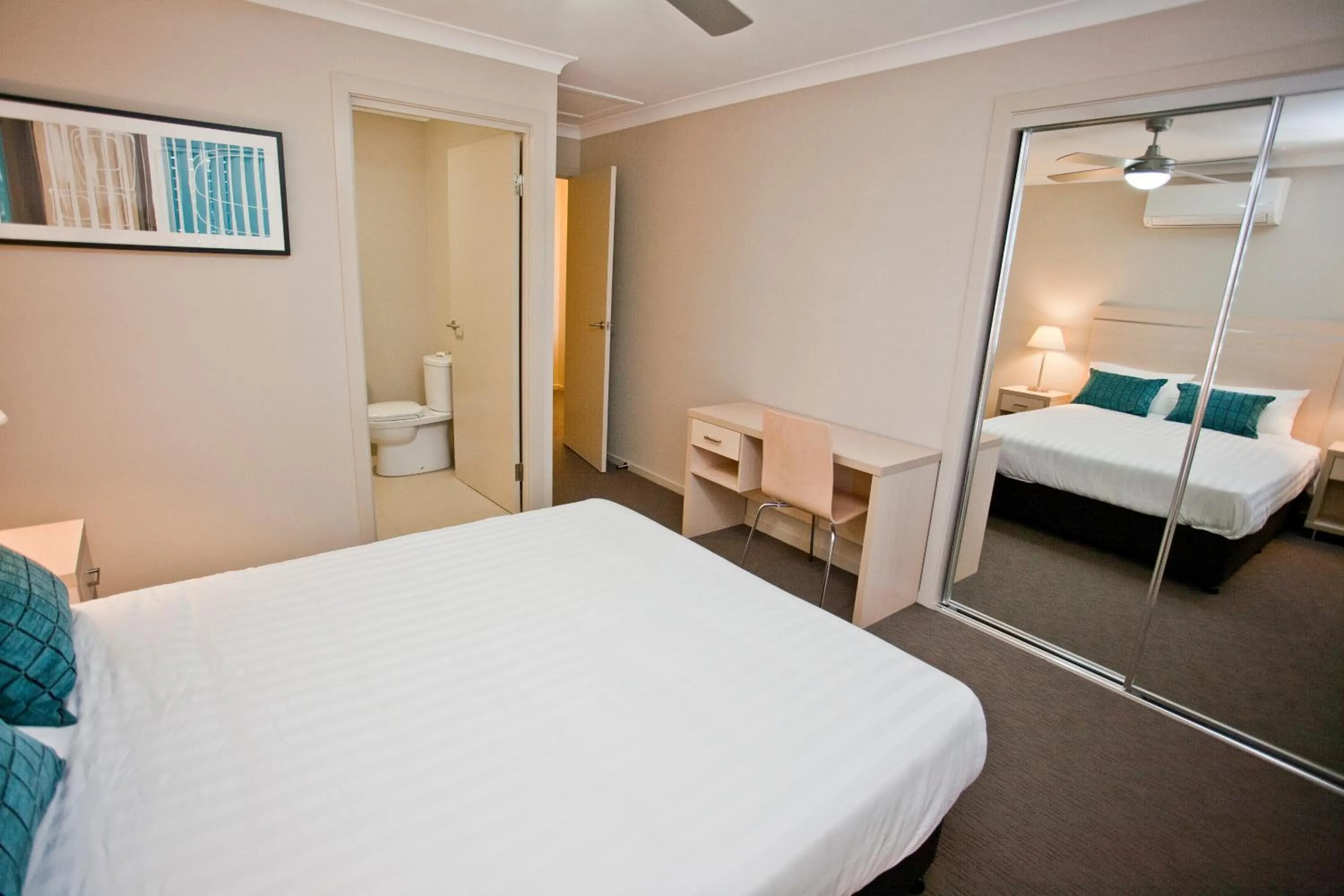 Bedroom, Bed in Stonewood Villas