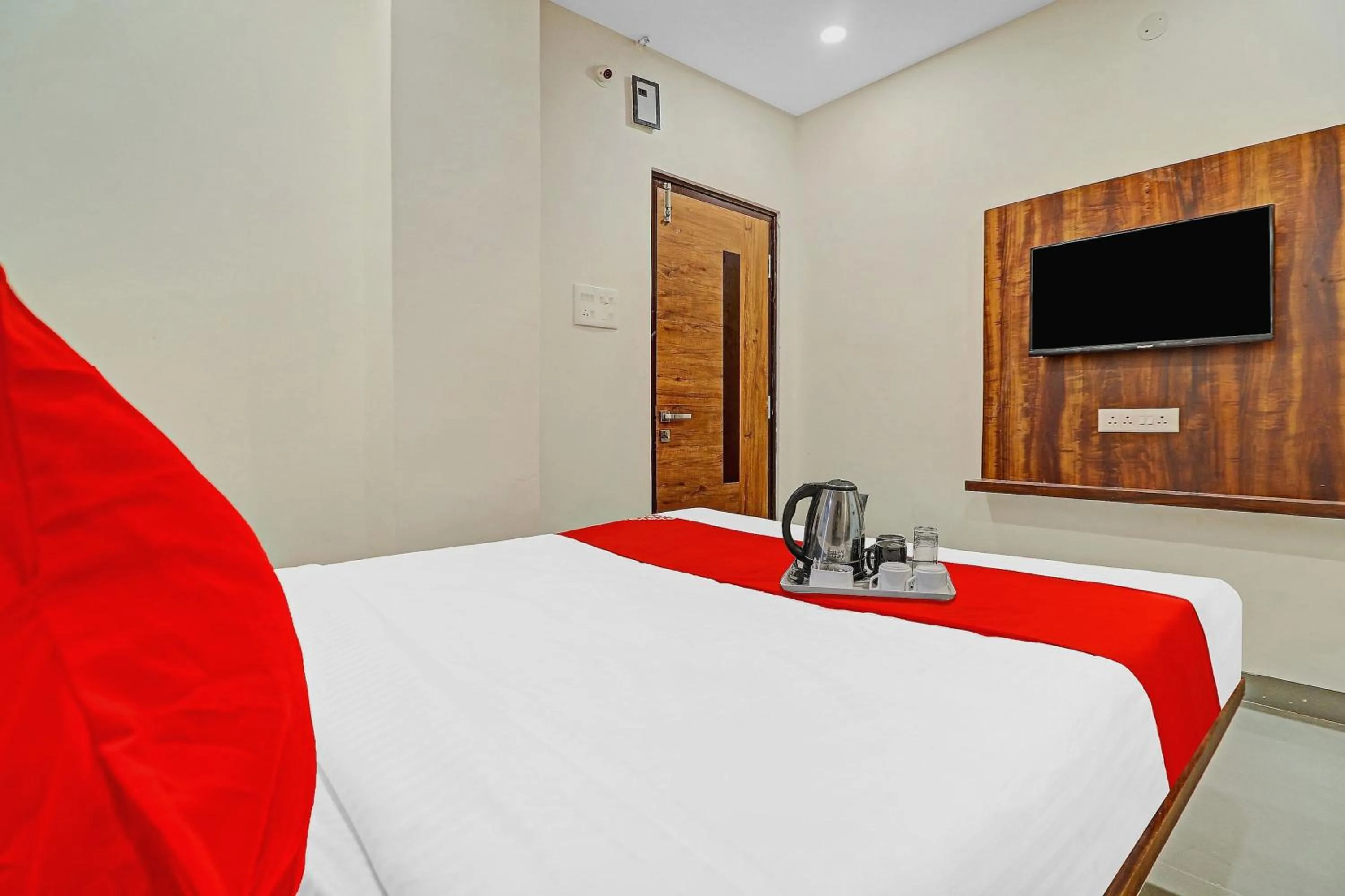 Bedroom, Bed in Hotel O Night Eye