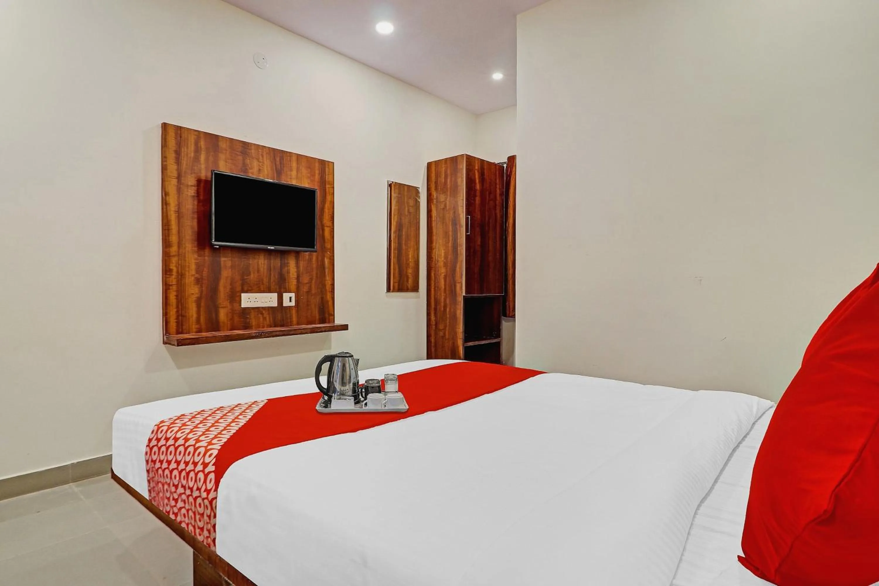 Bedroom, Bed in Hotel O Night Eye