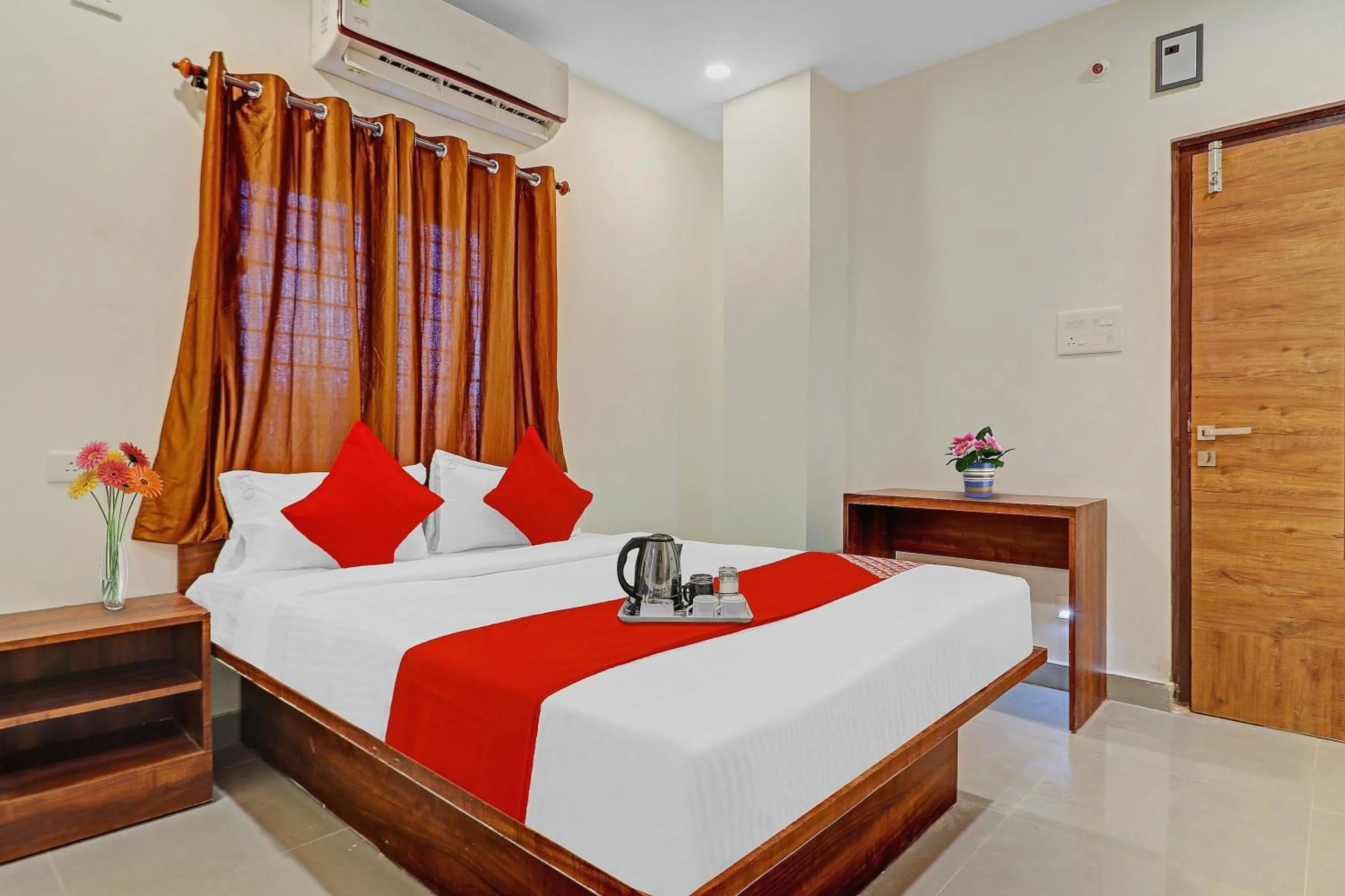 Bedroom, Bed in Hotel O Night Eye