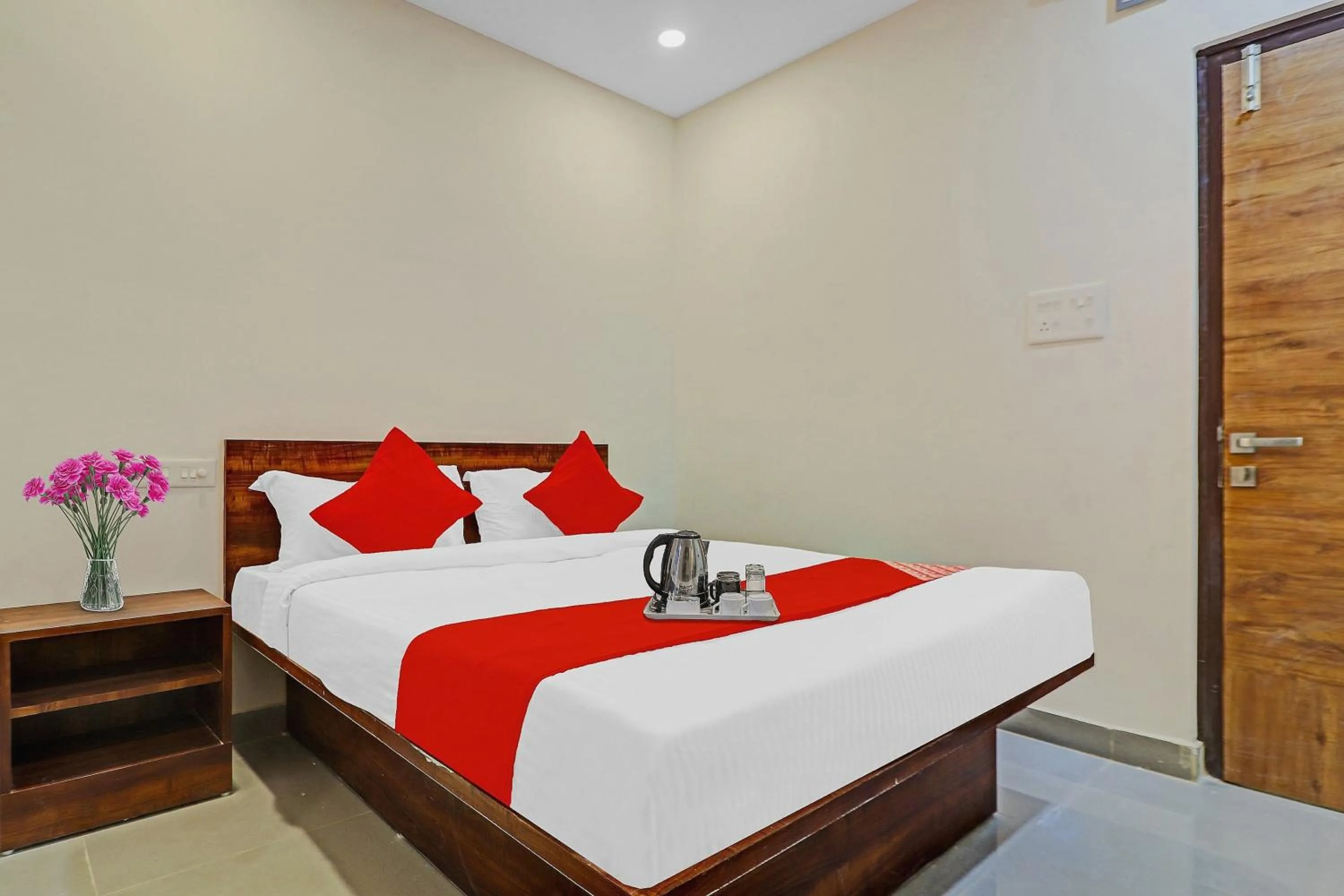 Bedroom, Bed in Hotel O Night Eye