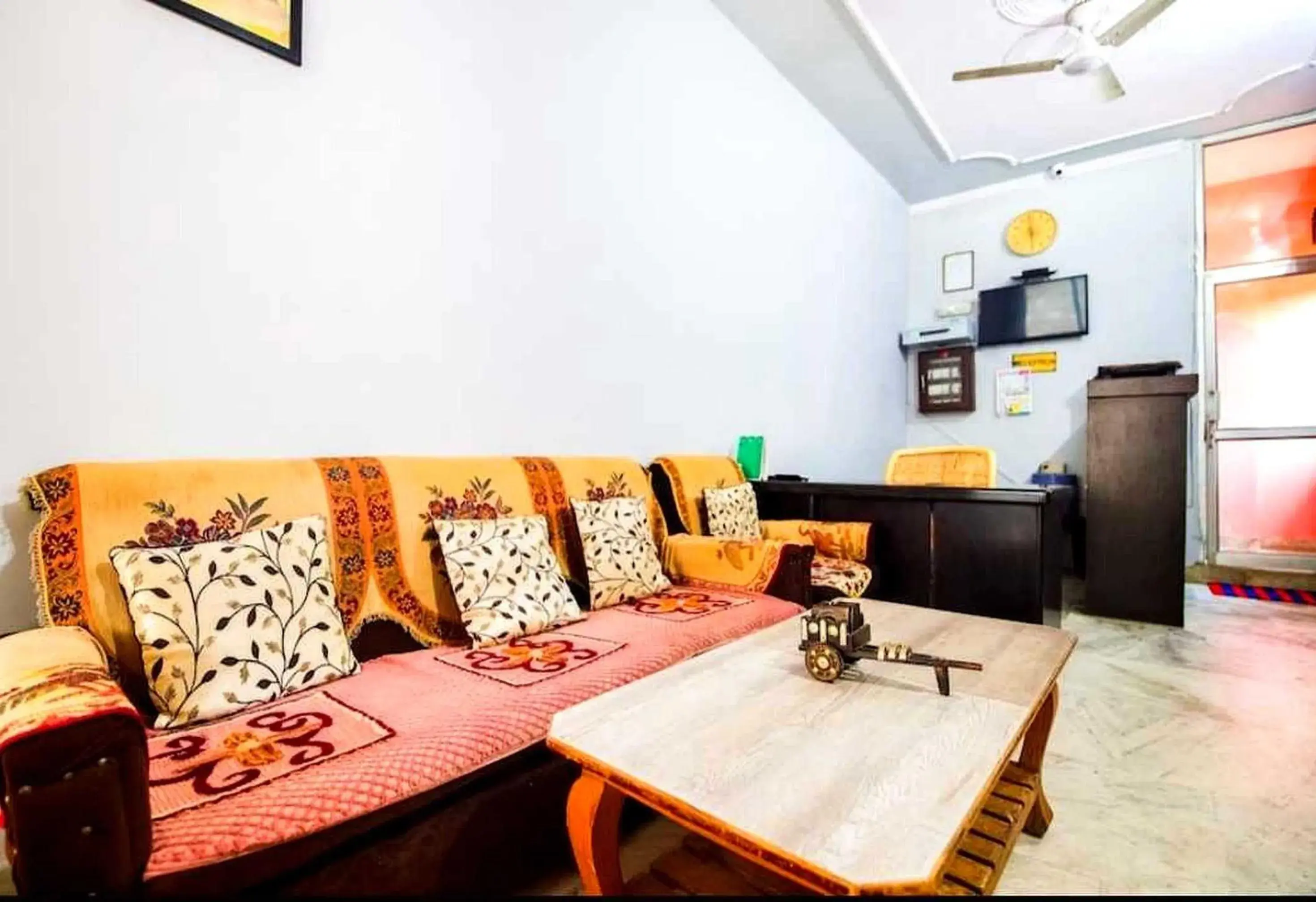 Hotel O by OYO CASTLE HOME STAY Hotel O by OYO CASTLE HOME STAY