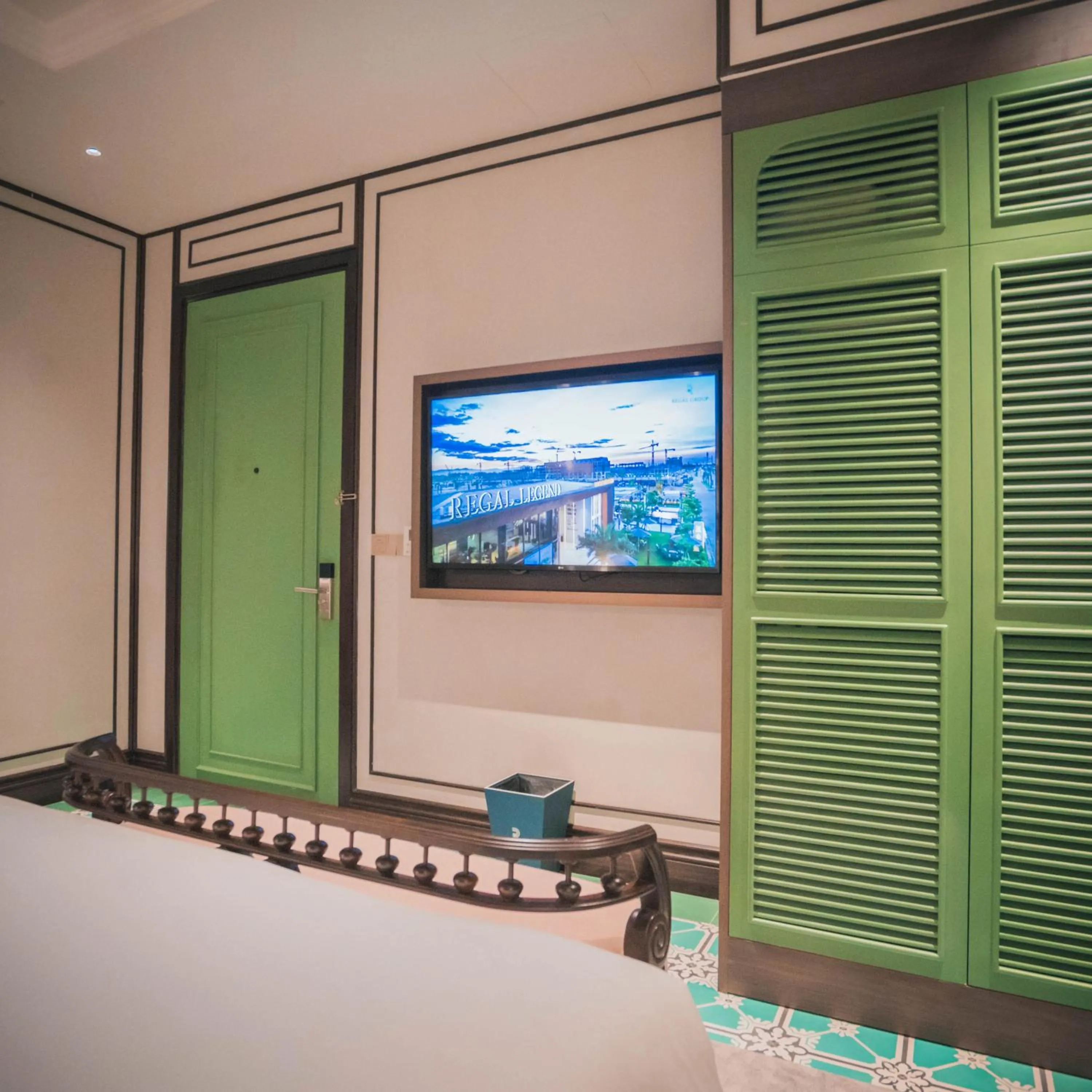 Regal Collection House