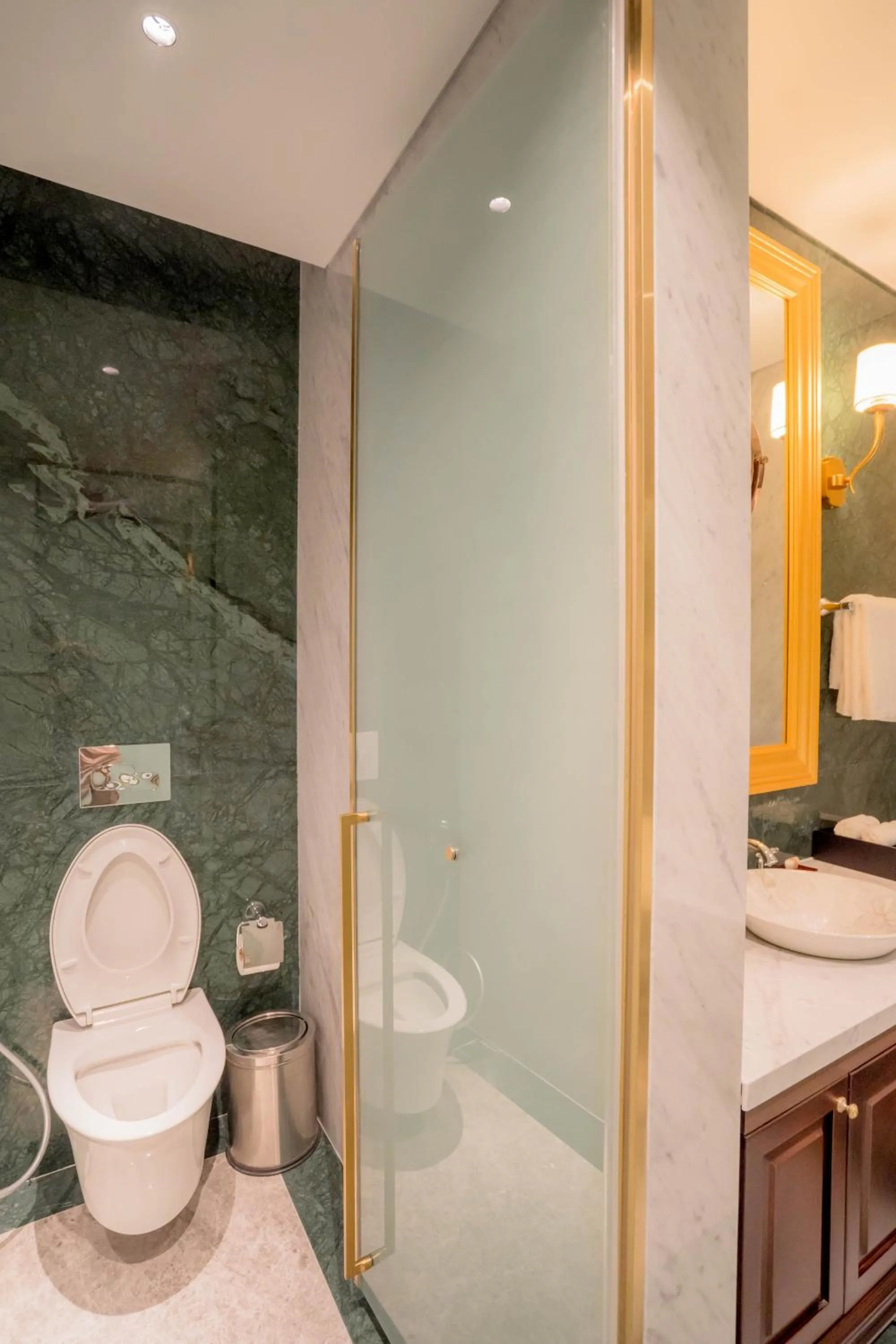 Regal Collection House