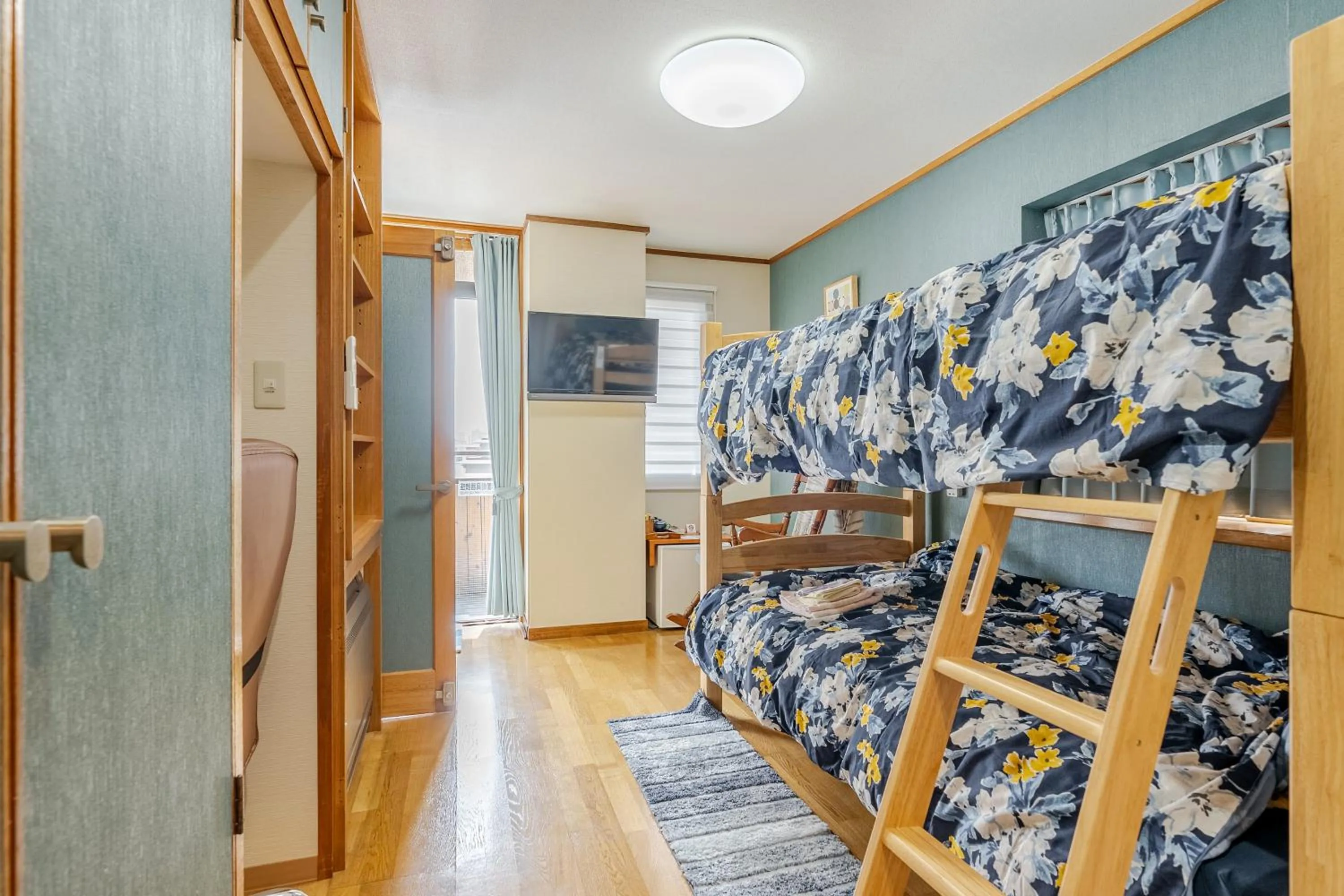 bunk bed, Bed in Residence Ferie Nara station