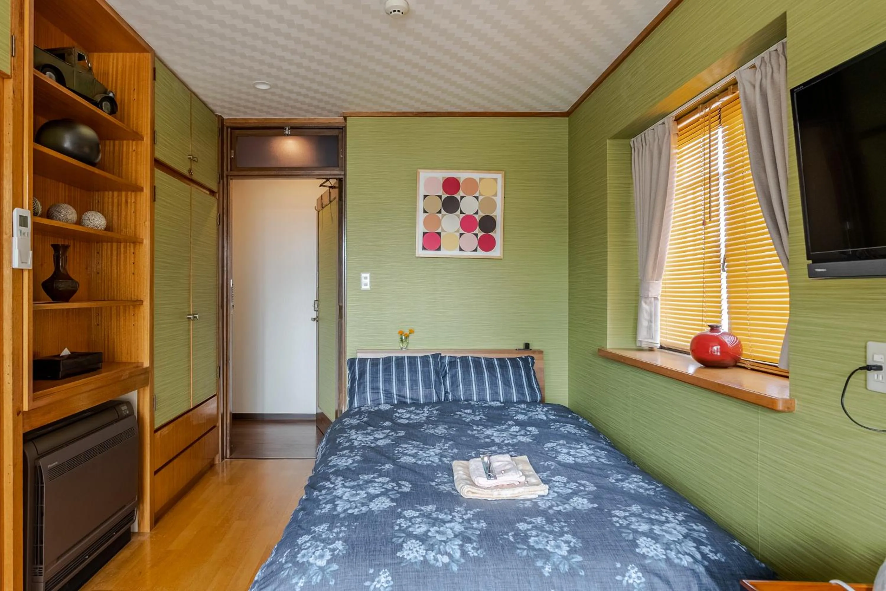 Photo of the whole room, Bed in Residence Ferie Nara station